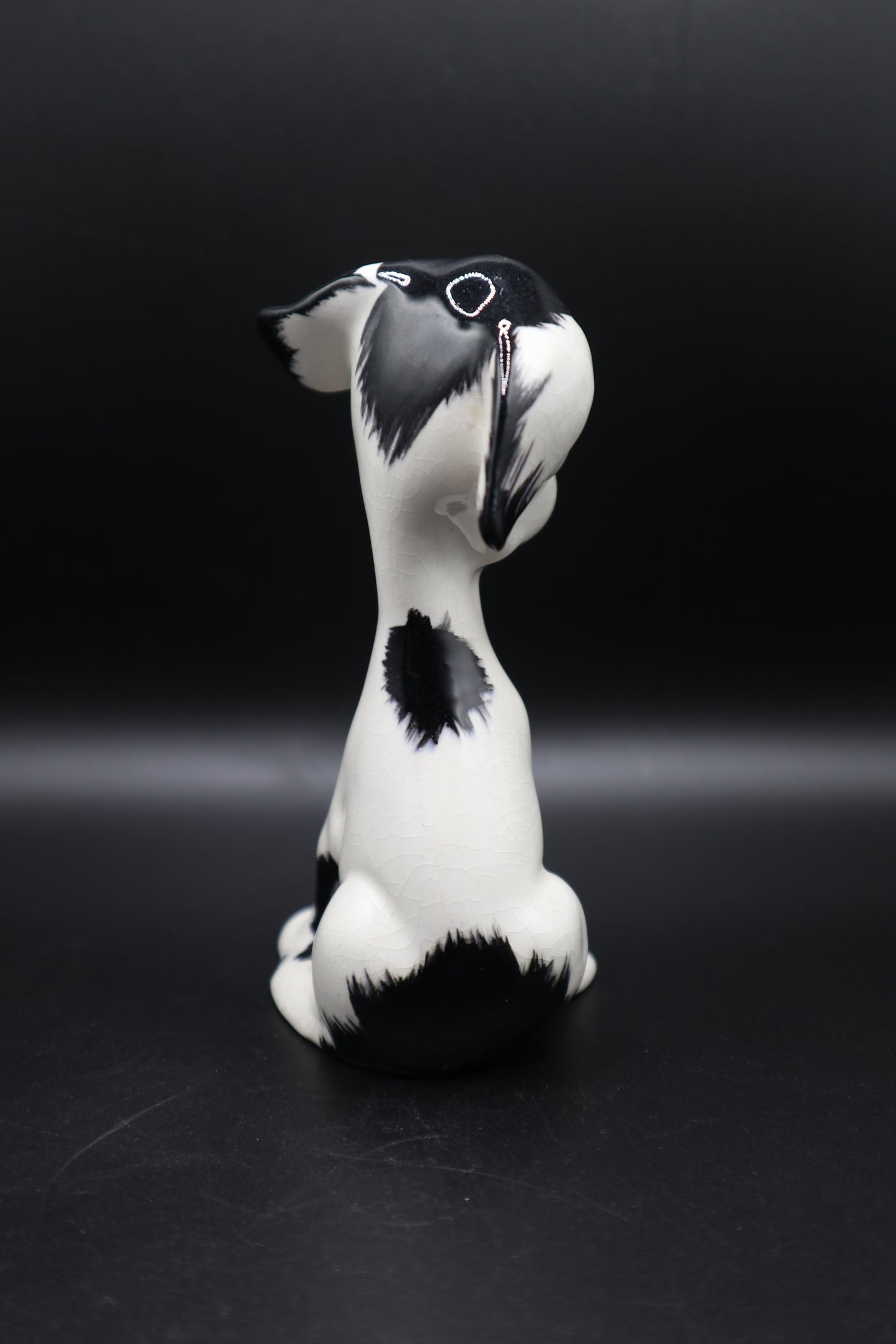 VINTAGE ROBERT SIMMONS DOG FIGURINE