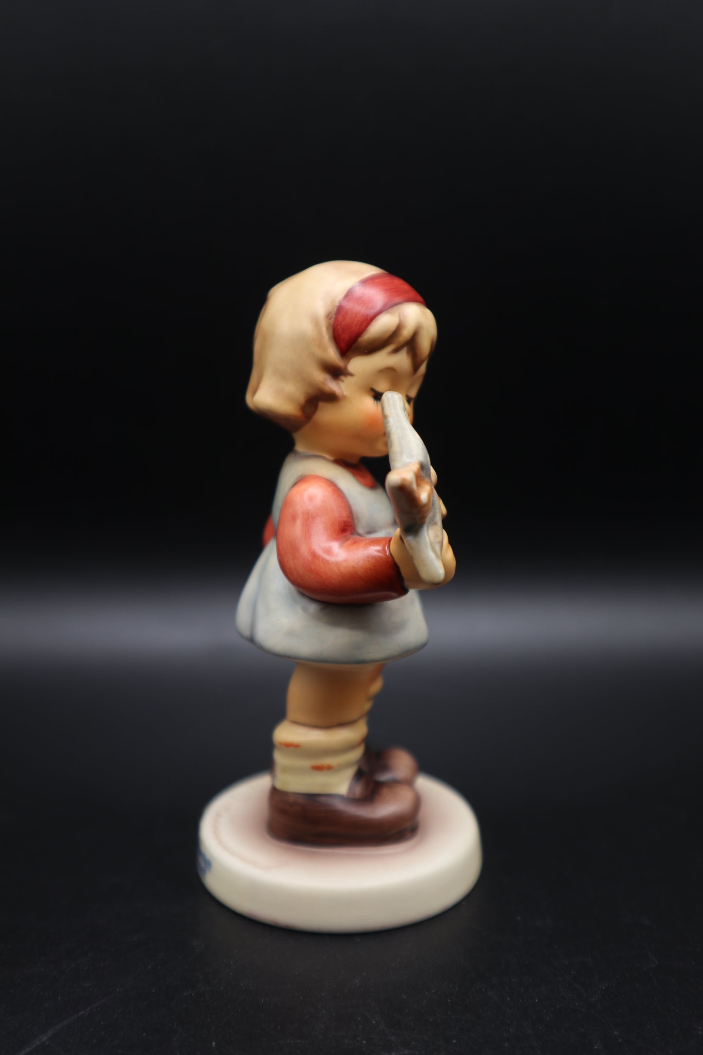 VINTAGE HUMMEL "ALL BY MYSELF" GOEBEL FIGURINE