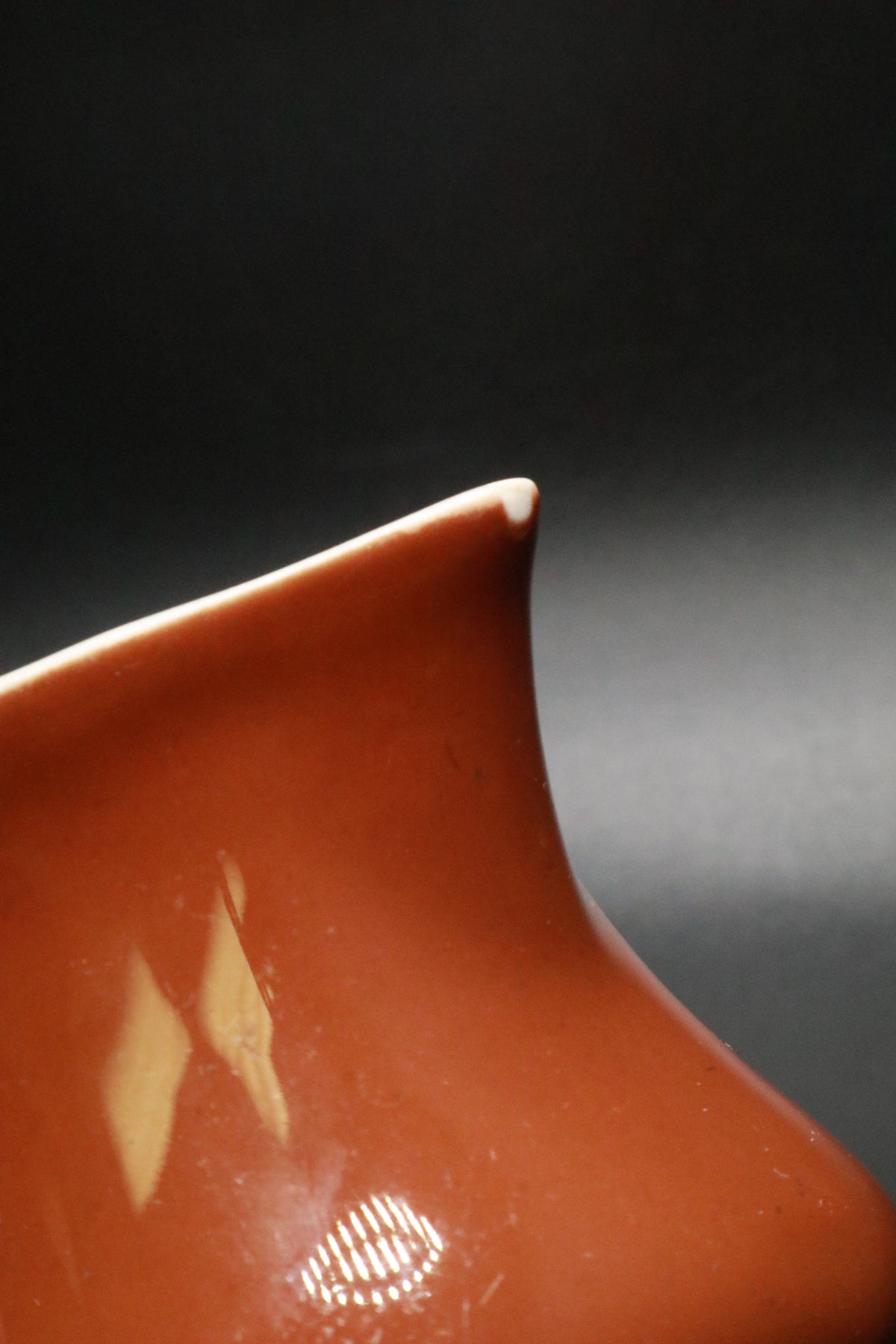 VINTAGE CHEFSWARE CERAMIC BROWN CREAMER