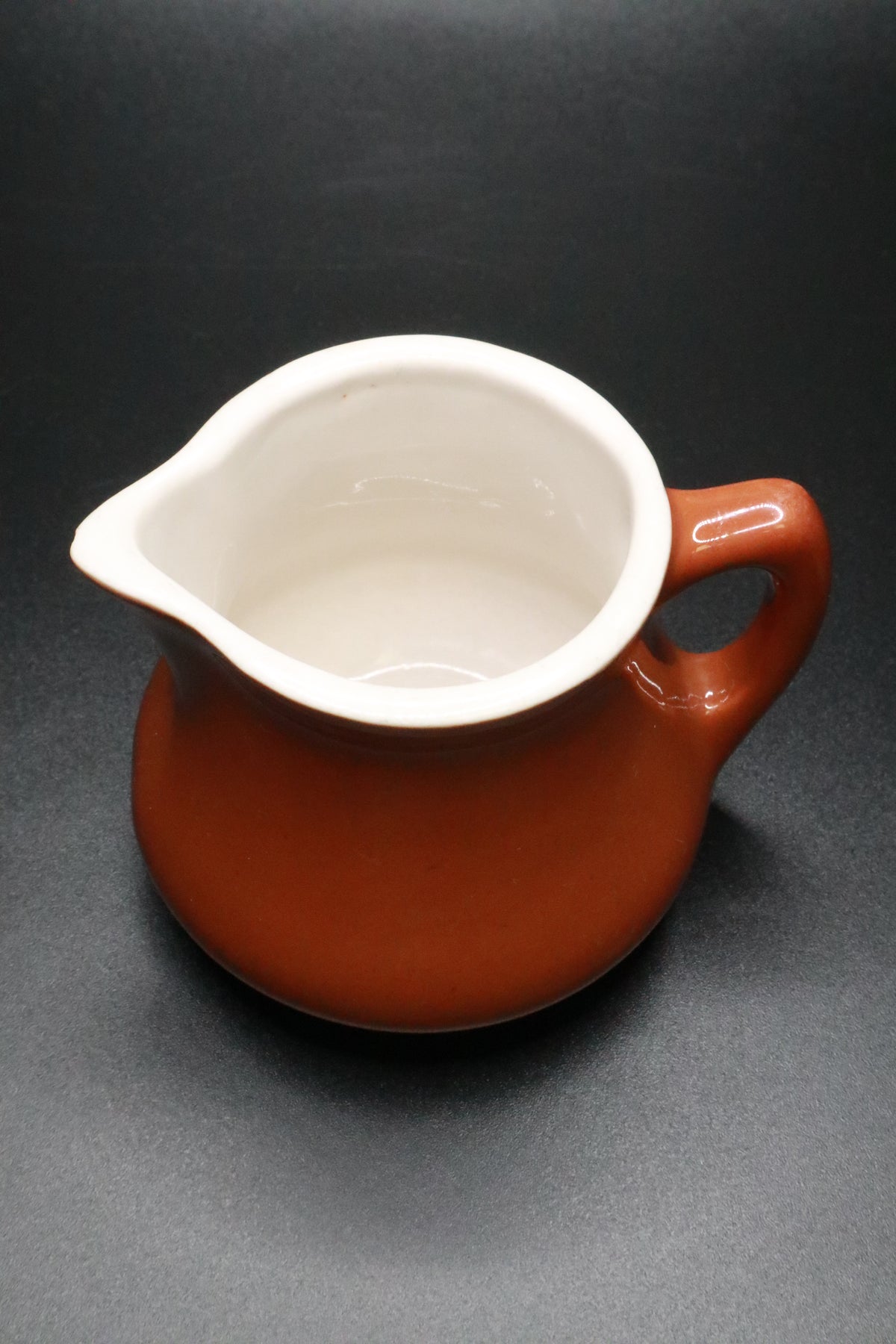 VINTAGE CHEFSWARE CERAMIC BROWN CREAMER