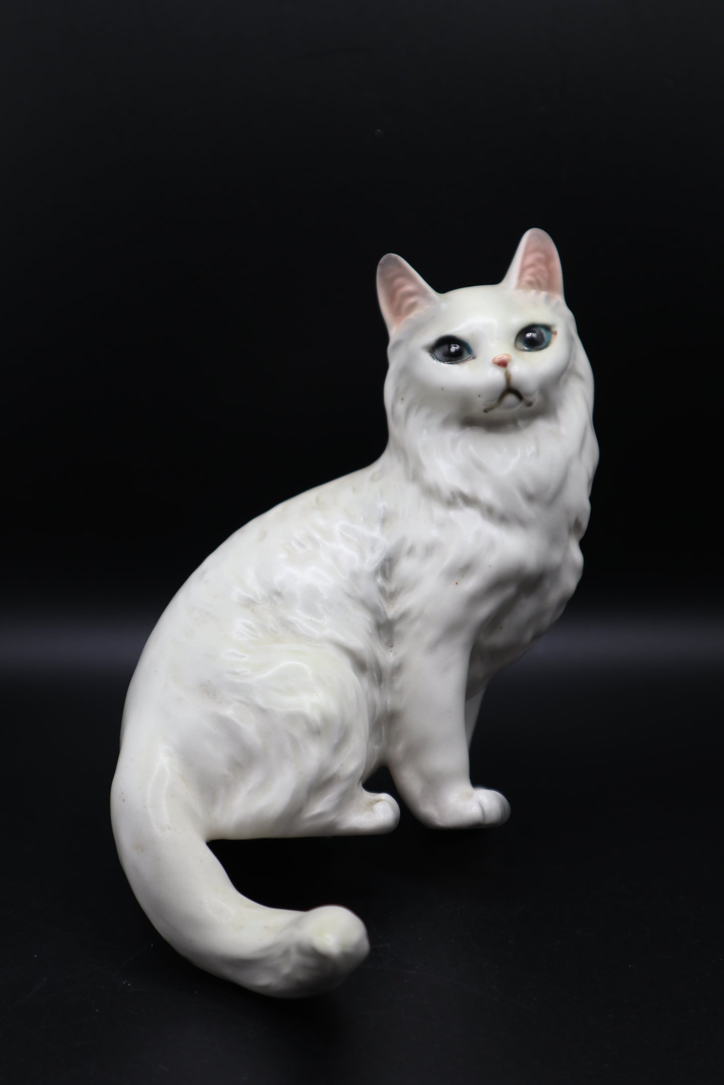 VINTAGE LEFTON WHITE PERSIAN CAT SHELF SITTER FIGURINE