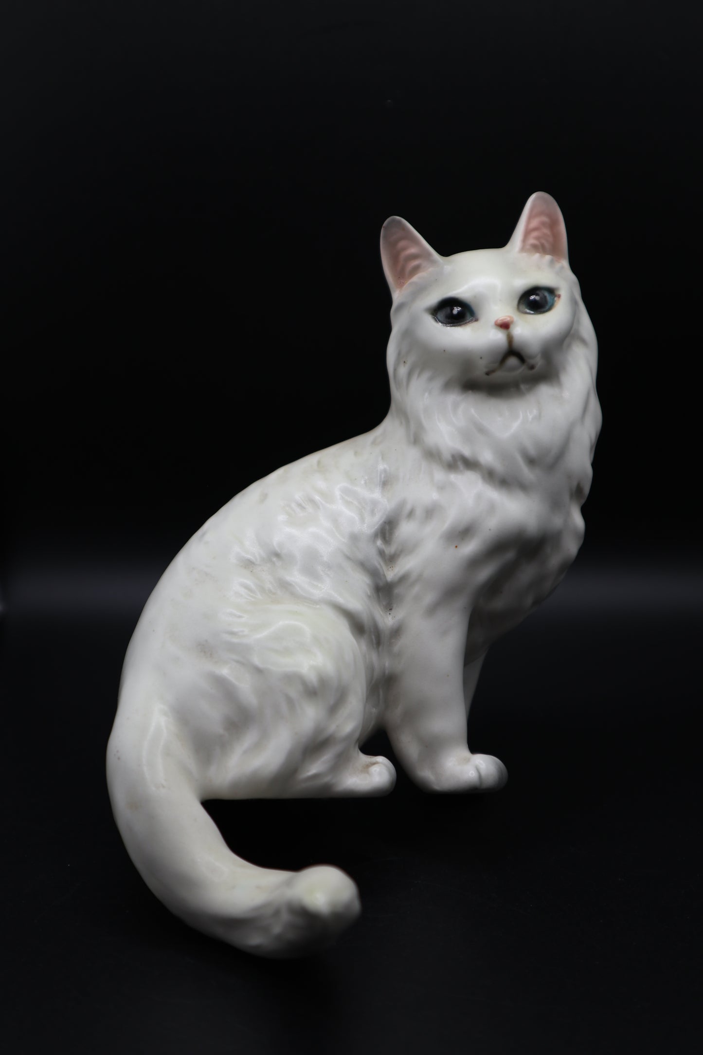 VINTAGE LEFTON WHITE PERSIAN CAT SHELF SITTER FIGURINE