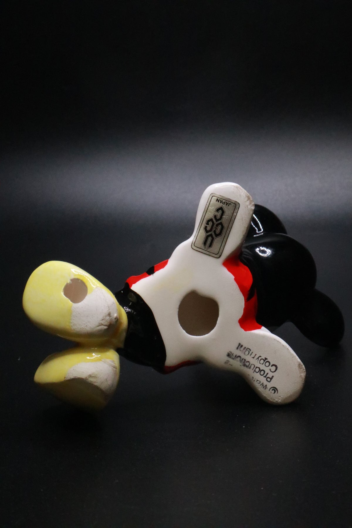 VINTAGE WALT DISNEY PRODUCTIONS JAPAN MICKEY MOUSE CERAMIC FIGURINE