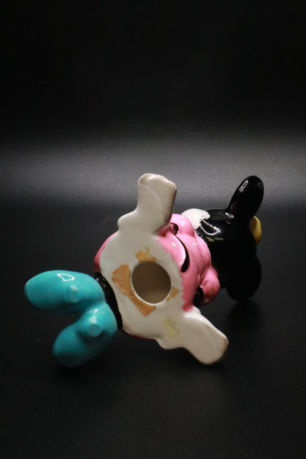VINTAGE WALT DISNEY PRODUCTIONS JAPAN MINNIE MOUSE CERAMIC FIGURINE