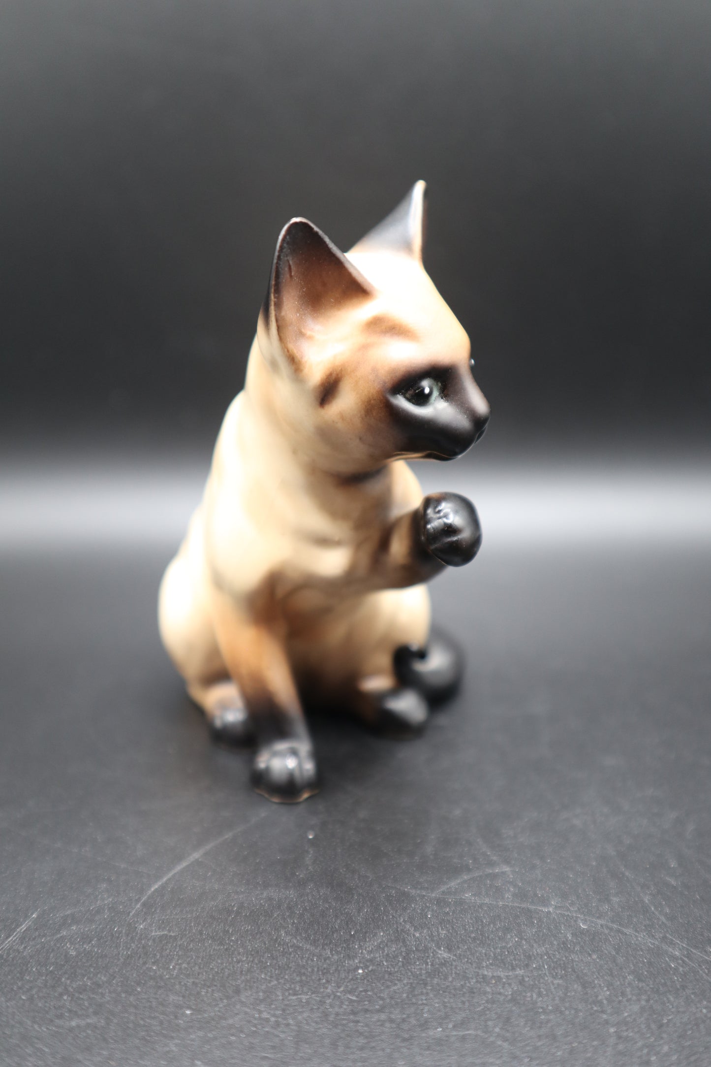 VINTAGE LEFTON SIAMESE CAT FIGURINE
