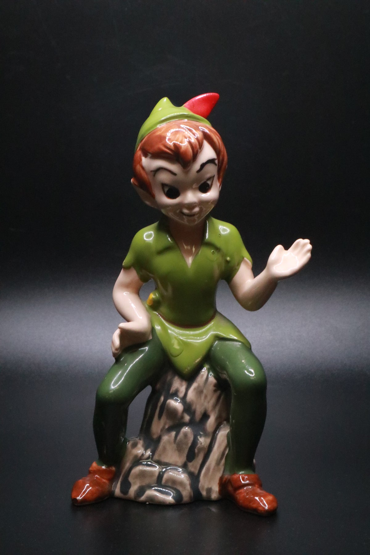 VINTAGE WALT DISNEY PRODUCTIONS JAPAN PETER PAN CERAMIC FIGURINE
