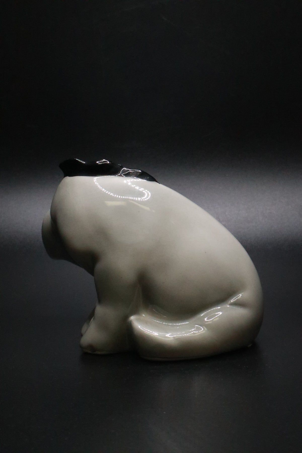 VINTAGE WALT DISNEY PRODUCTIONS JAPAN EEYORE CERAMIC FIGURINE