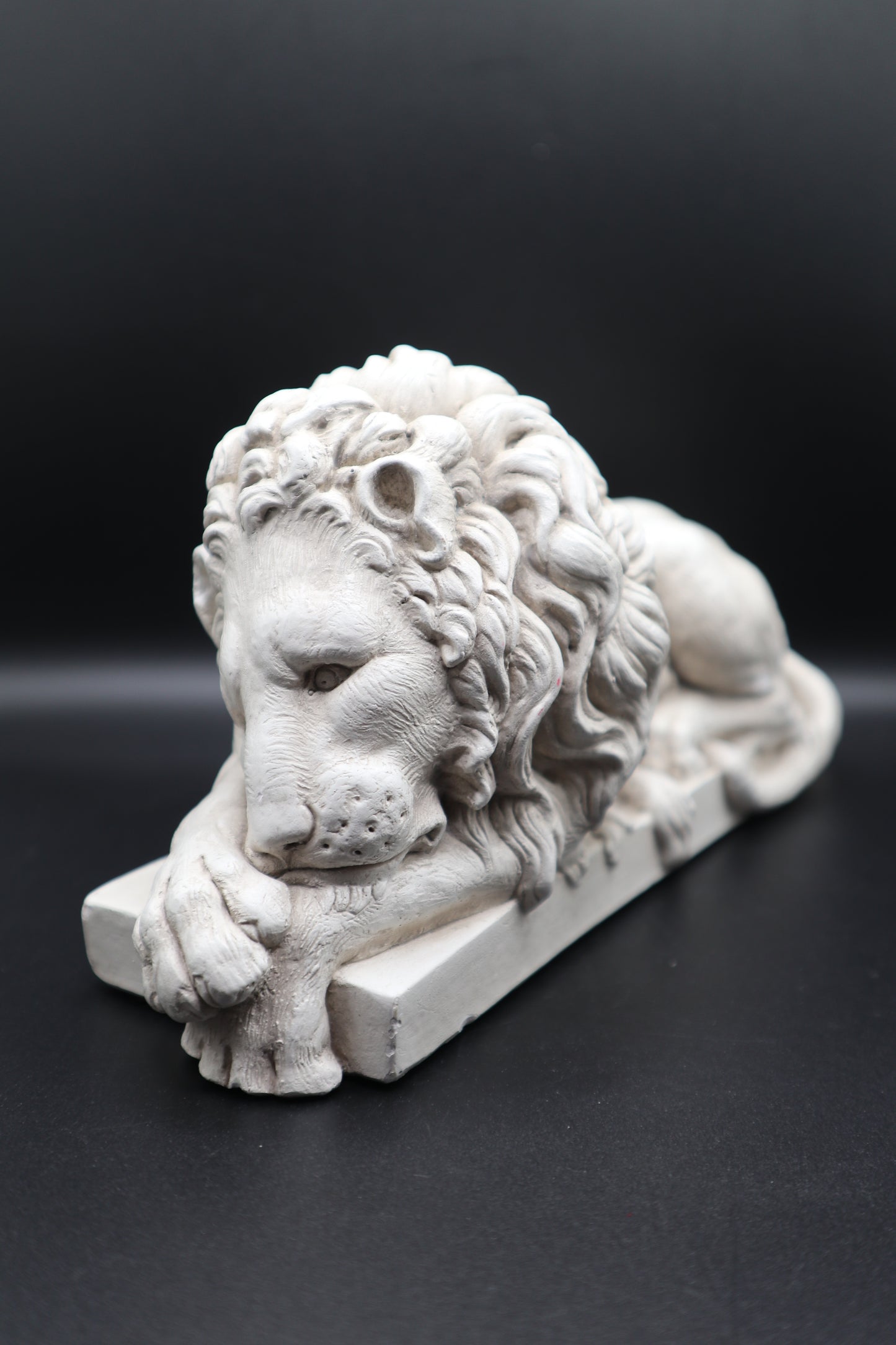 SLEEPING VATICAN LION PLASTER FACSIMILES LTD