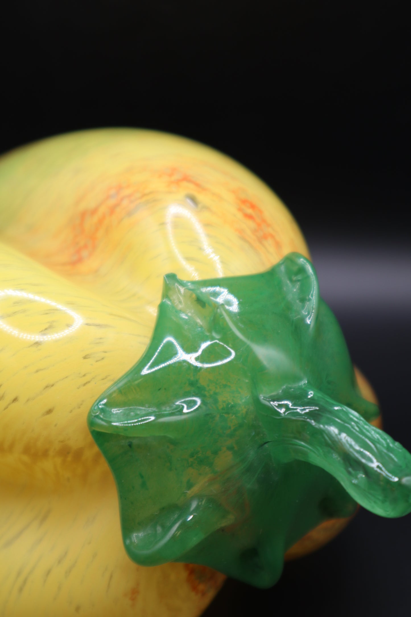 VINTAGE MURANO ART GLASS VEGETABLE