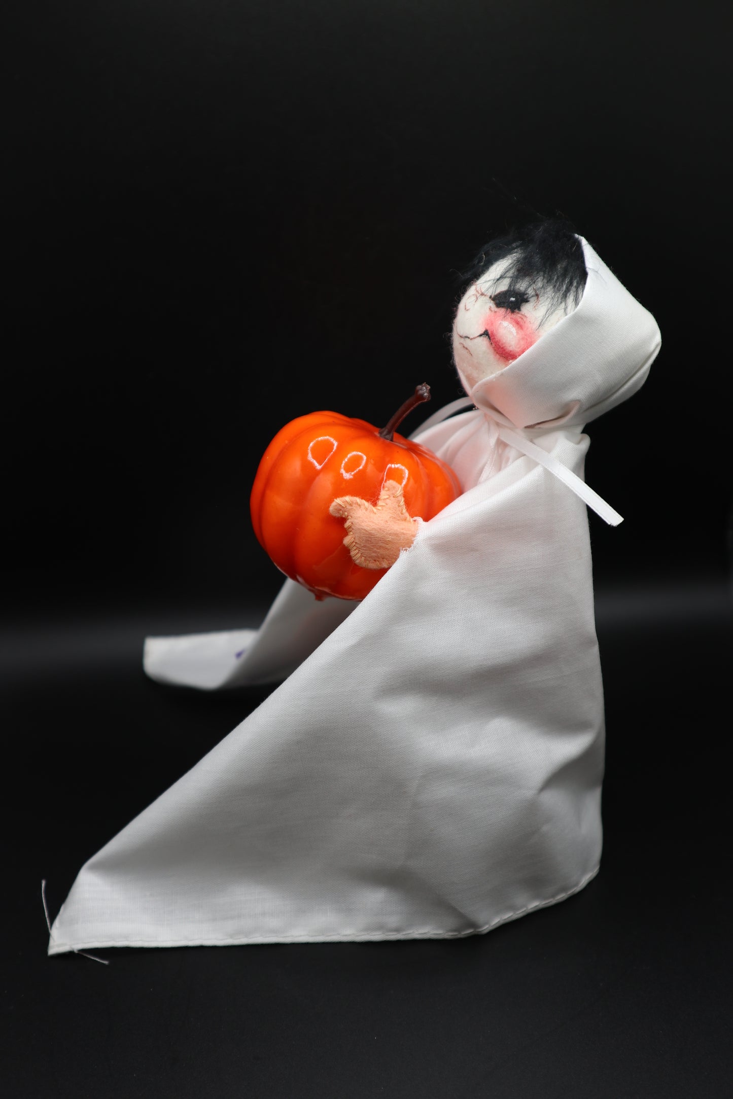 ANNALEE CHILD IN GHOST COSTUME