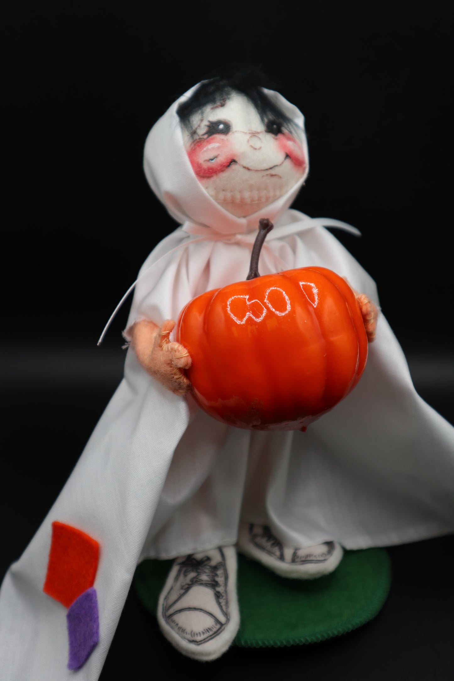 ANNALEE CHILD IN GHOST COSTUME