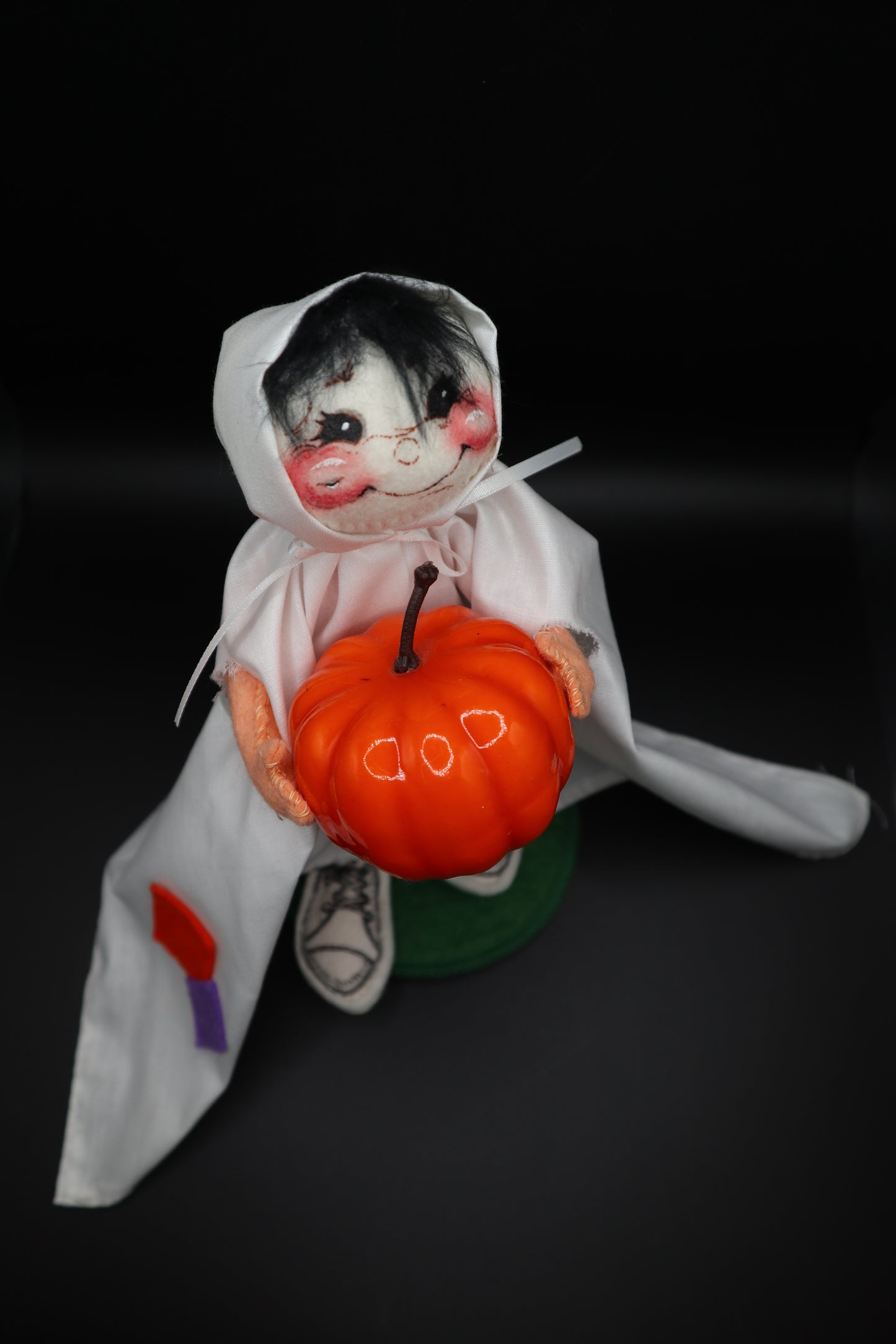 ANNALEE CHILD IN GHOST COSTUME