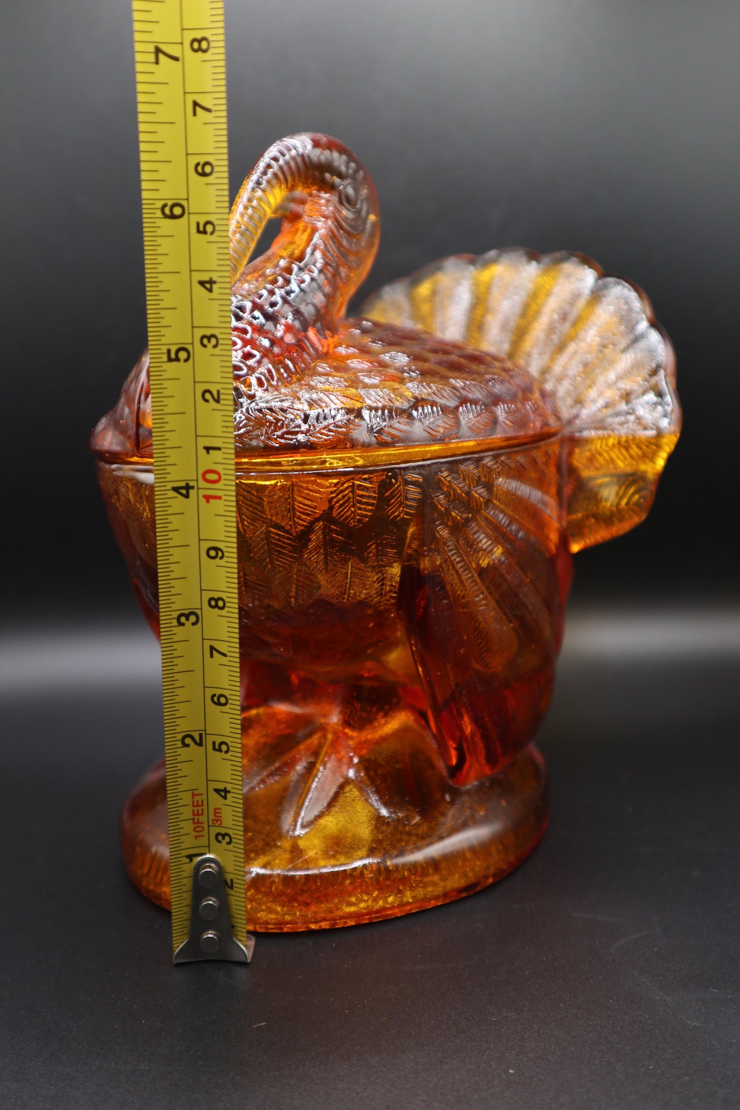 VINTAGE LE SMITH GOLDEN AMBER COVERED TURKEY DISH