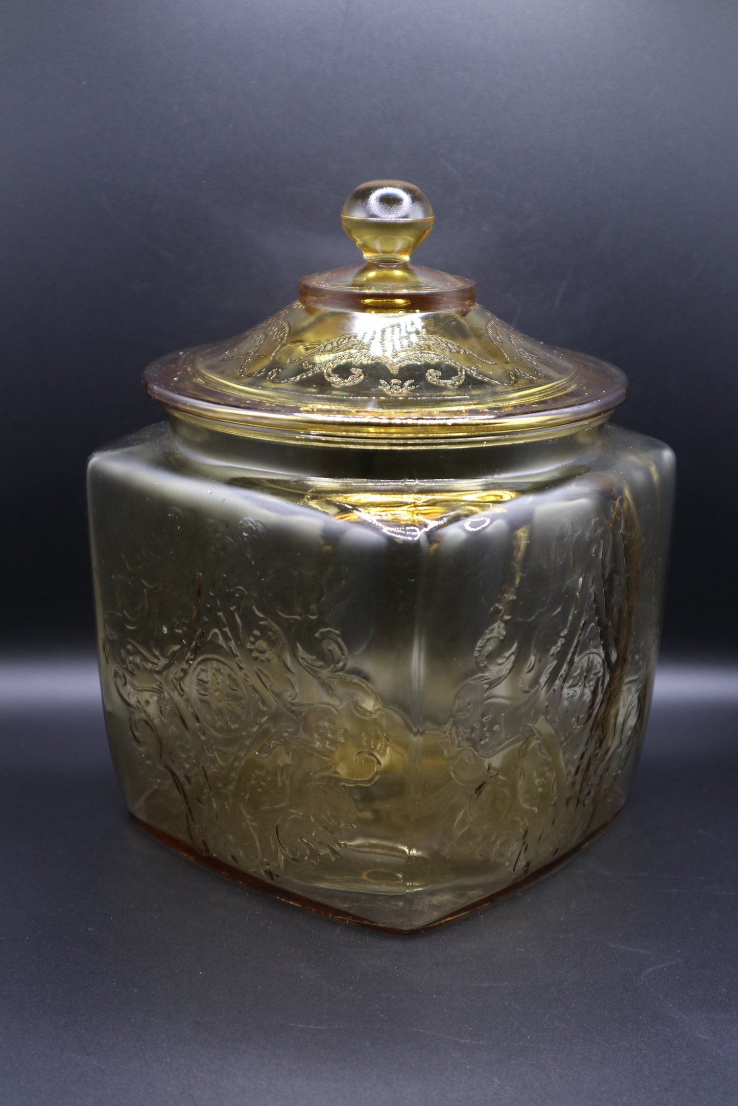 VINTAGE FEDERAL GLASS MADRID AMBER COOKIE JAR & LID