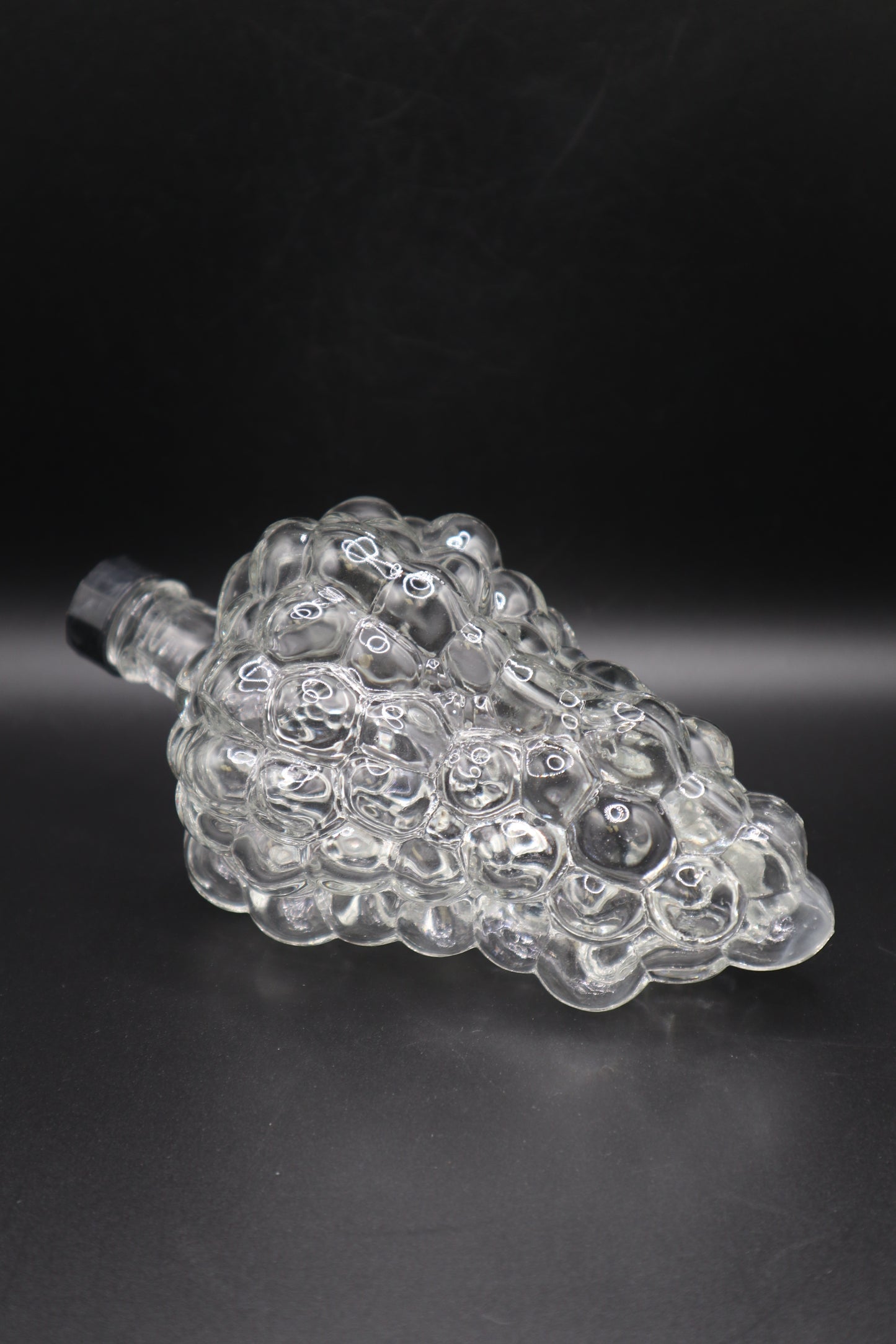 VINTAGE GLASS GRAPE CLUSTER