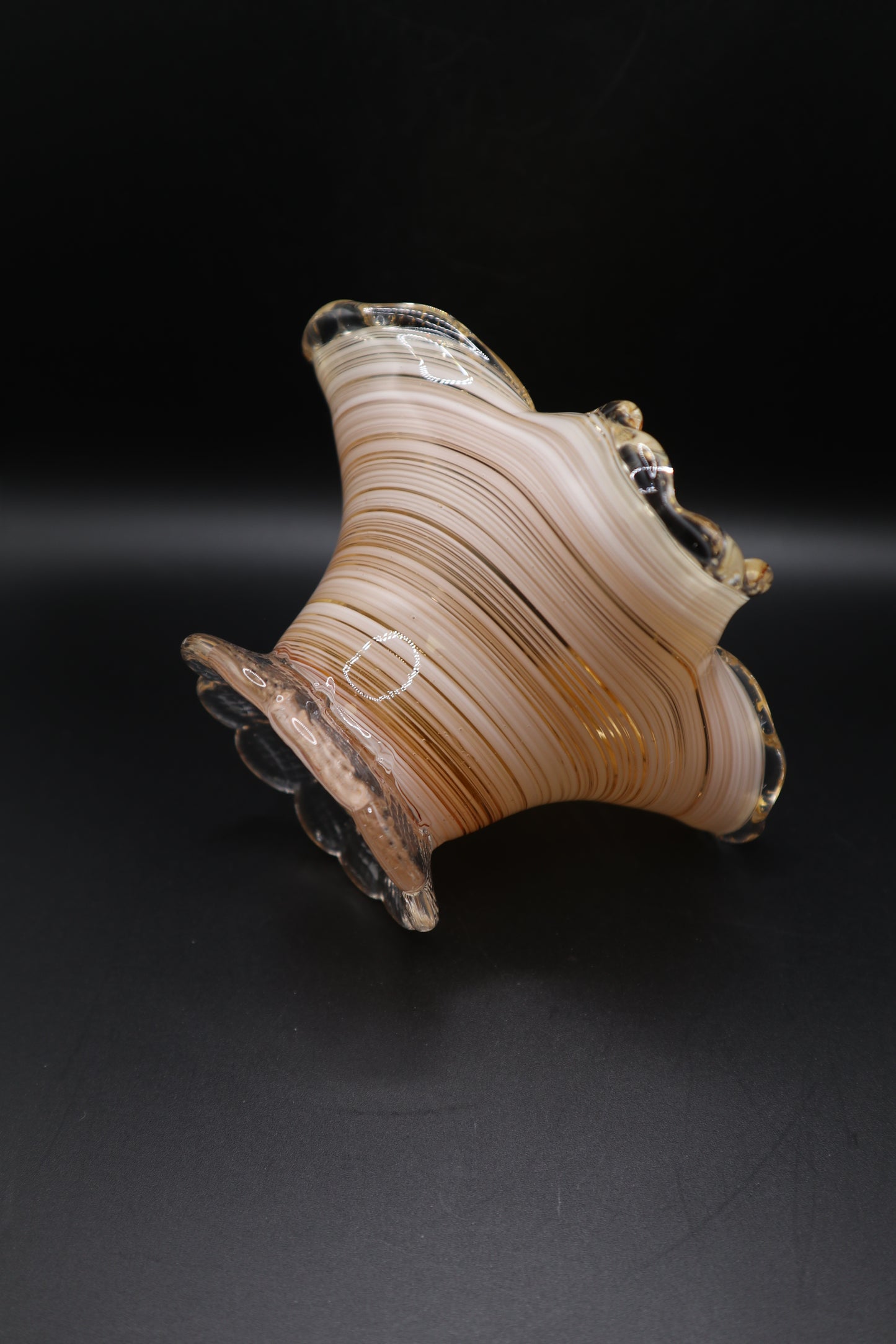 VINTAGE MURANO VENETIAN ART GLASS RUFFLED FOOTED DISH GOLD AND WHITE SWIRL W/ GOLD FLECKS