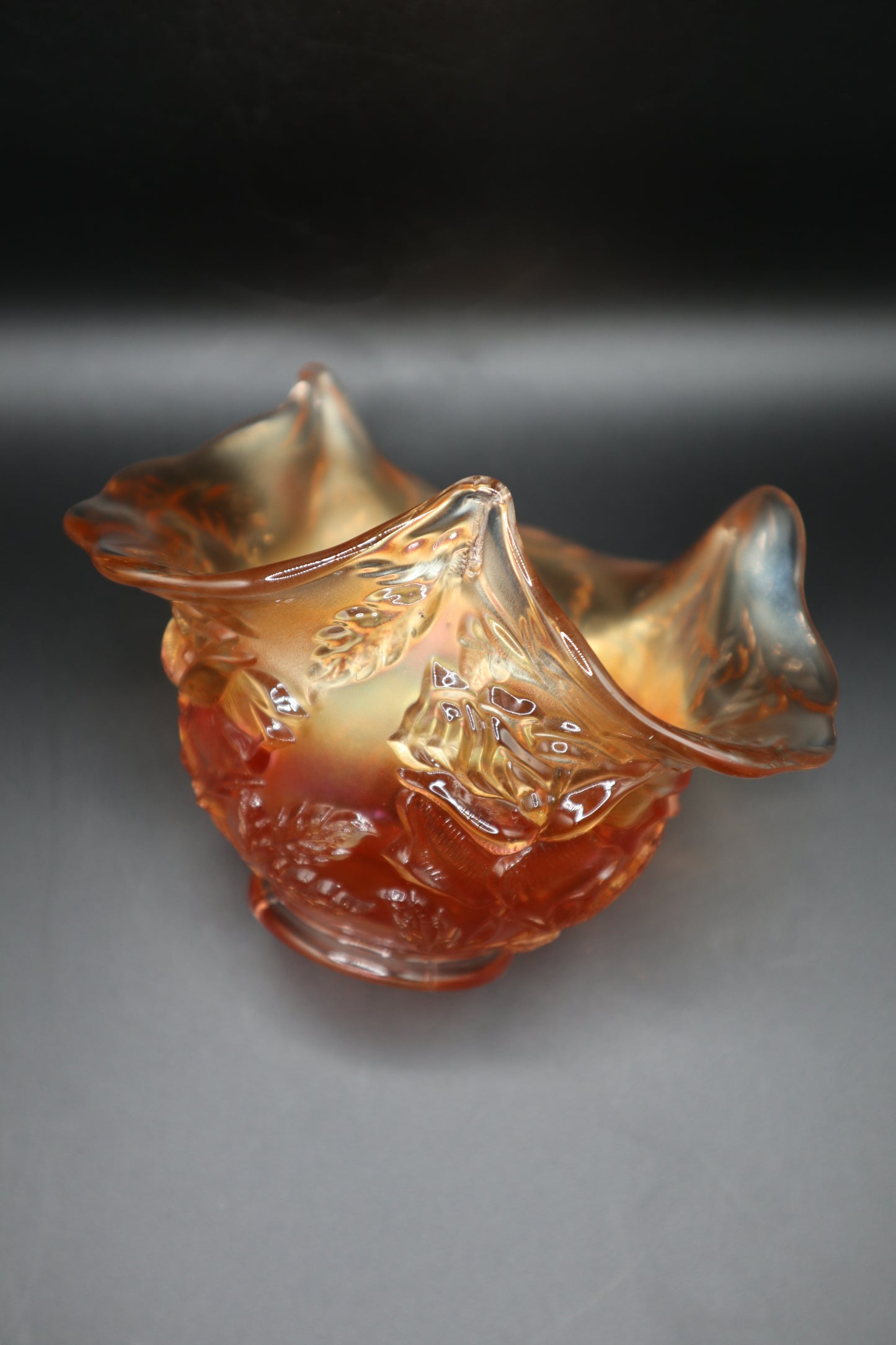 DUGAN WREATH OF ROSES MARIGOLD CARNIVAL GLASS BOWL