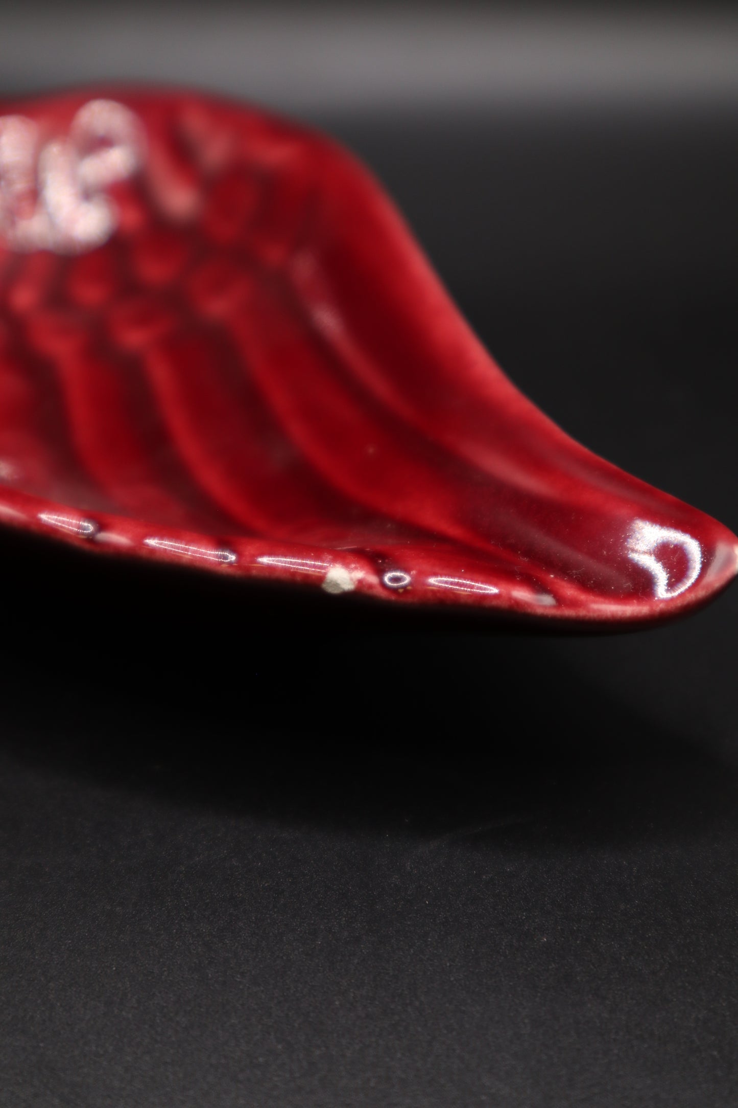 RED WING POTTERY USA ASHTRAY
