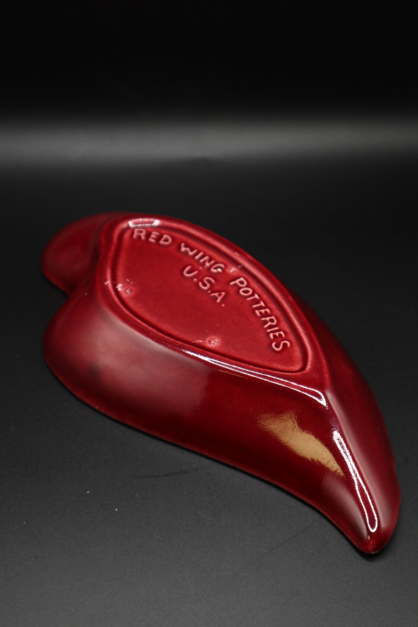 RED WING POTTERY USA ASHTRAY
