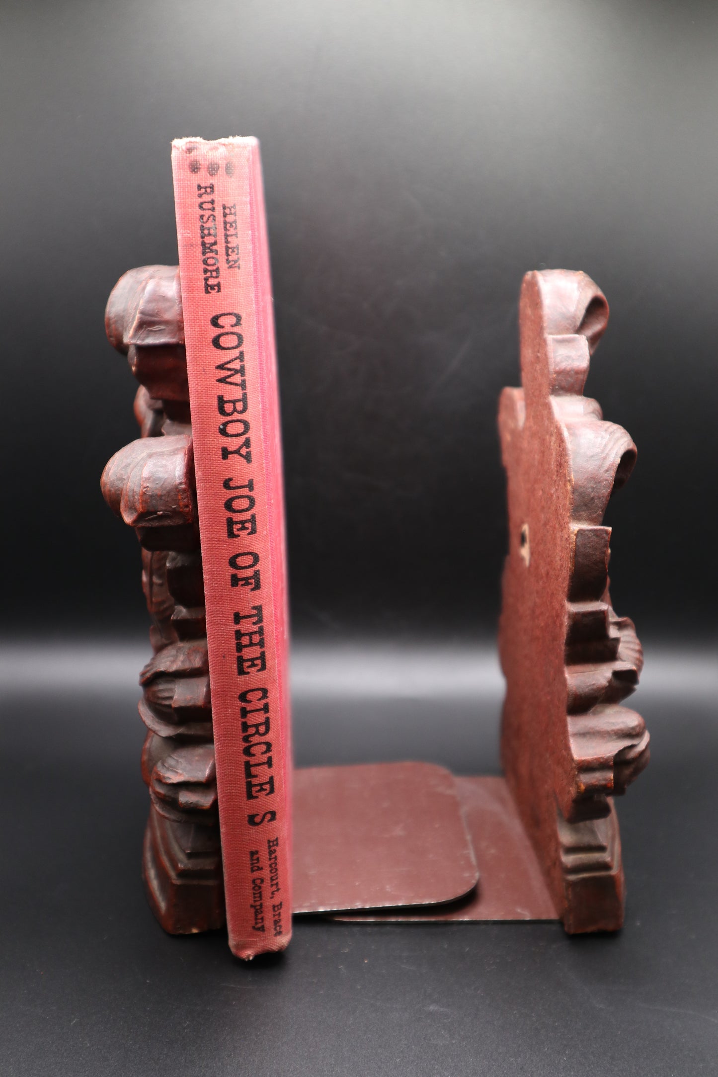 VINTAGE SYROCO WOOD FEATHER AND TULIP BOOKENDS PAIR