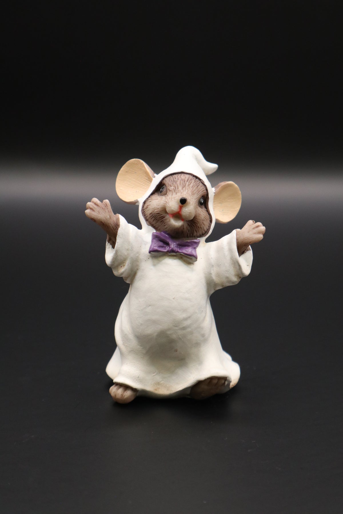ENESCO TAILS HALLOWEEN GHOST