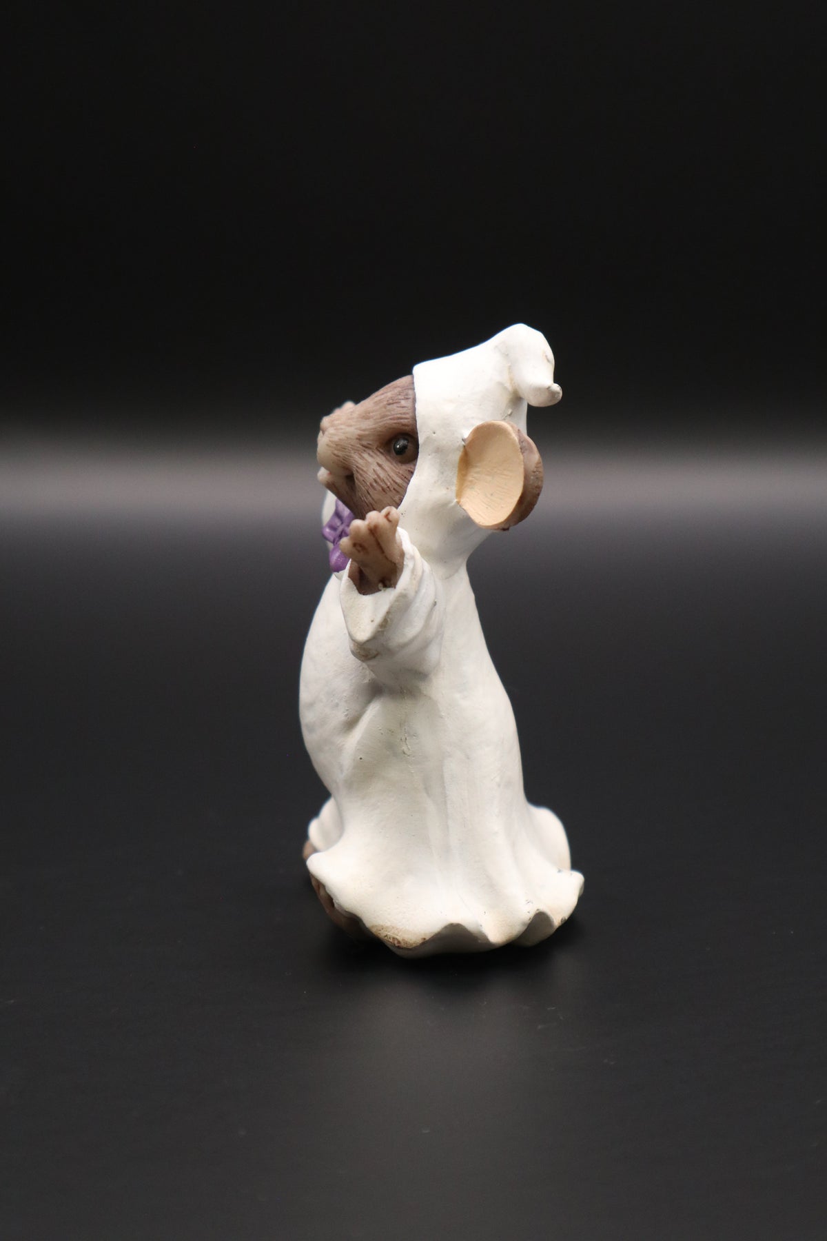ENESCO TAILS HALLOWEEN GHOST