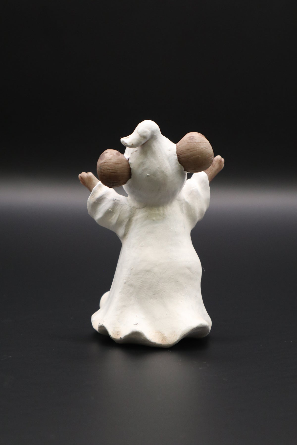 ENESCO TAILS HALLOWEEN GHOST