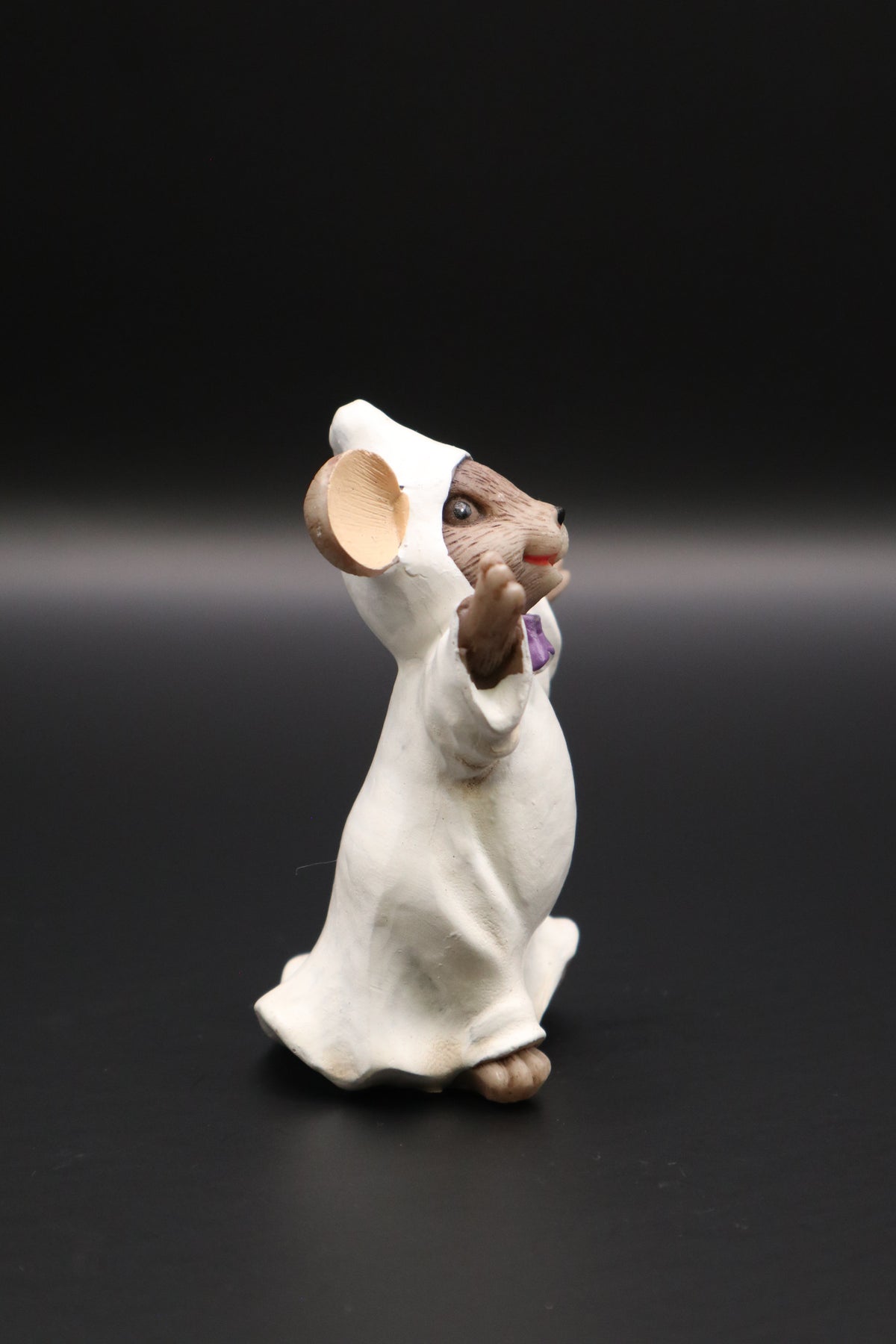 ENESCO TAILS HALLOWEEN GHOST