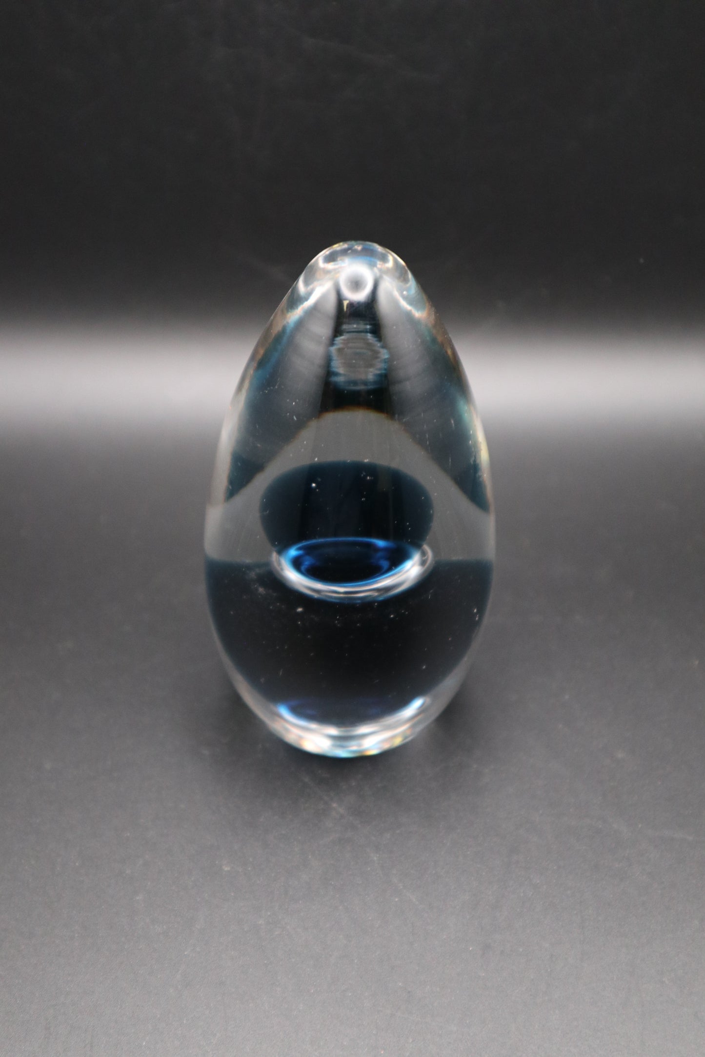 VINTAGE WEDGWOOD ENGLAND HANDBLOWN GLASS PAPERWEIGHT