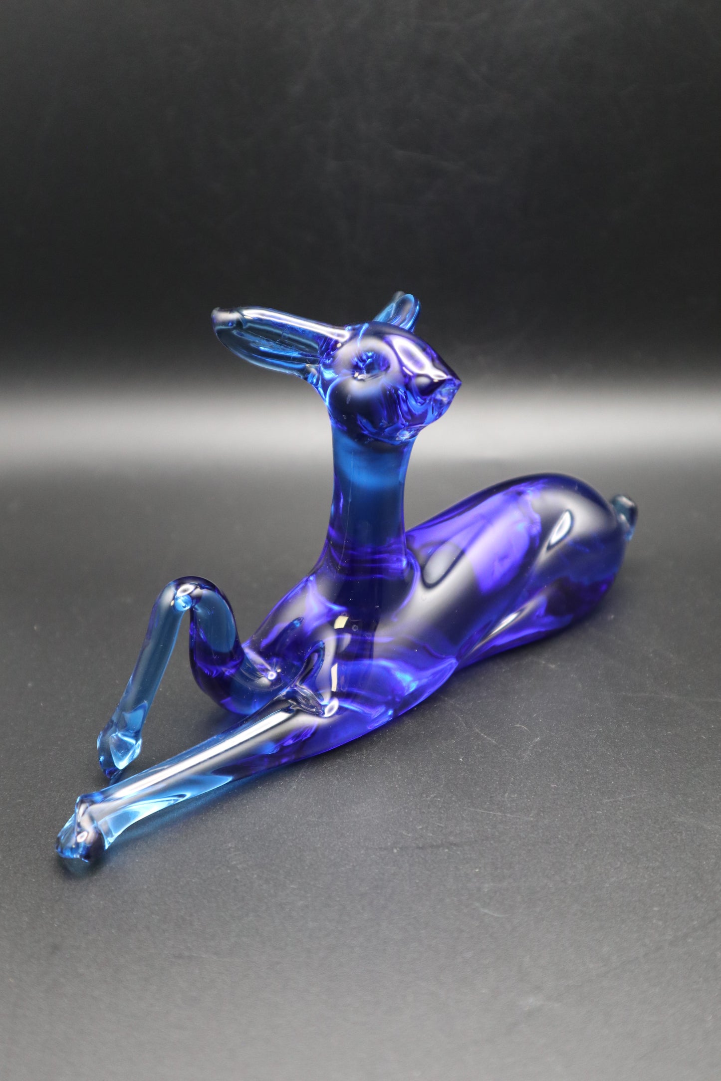 VINTAGE 1970's HAND BLOWN BLUE RESTING FAWN