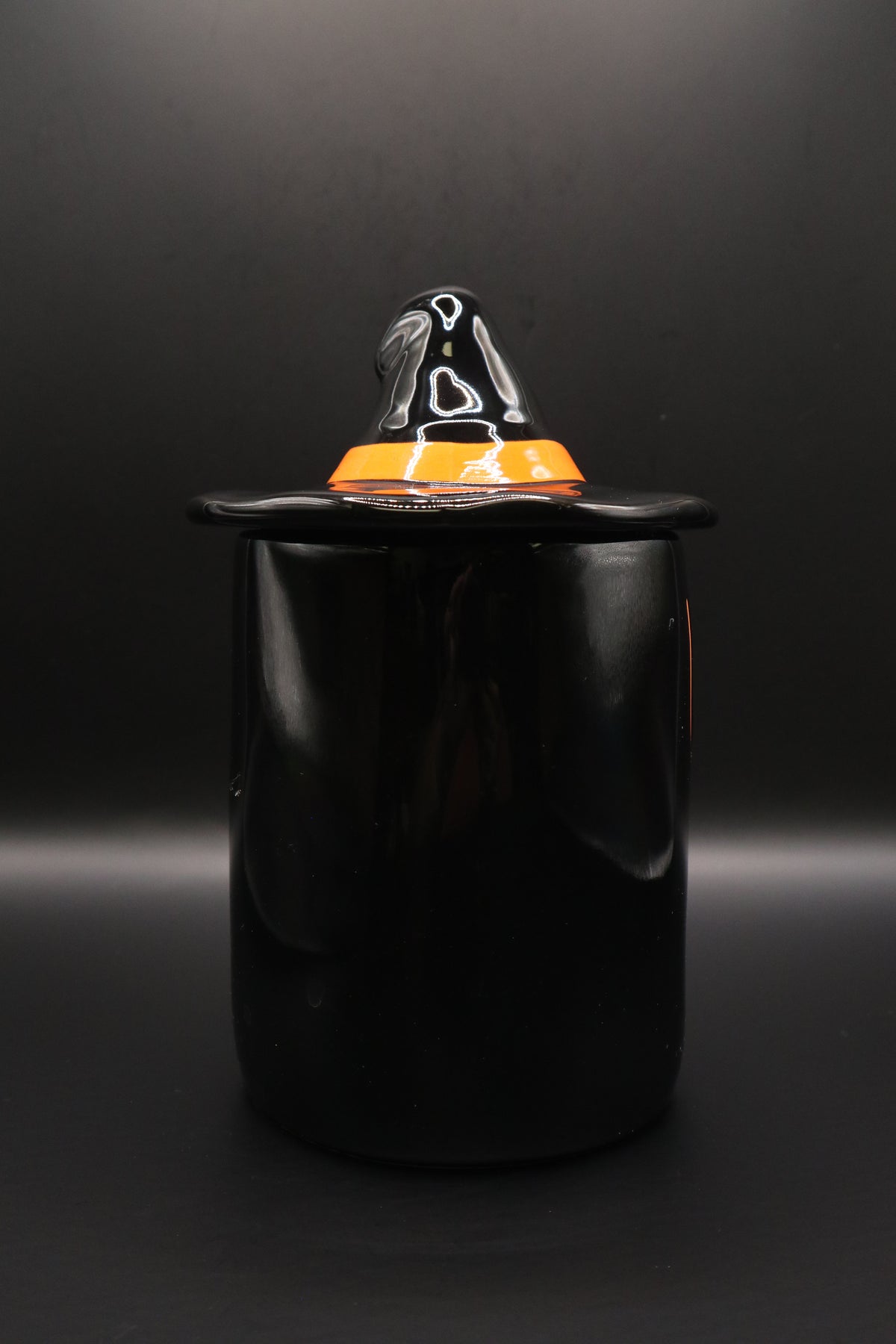 RAE DUNN HALLOWEEN "WICKED WITCH" BLACK MUG WITH WITCH HAT TOPPER