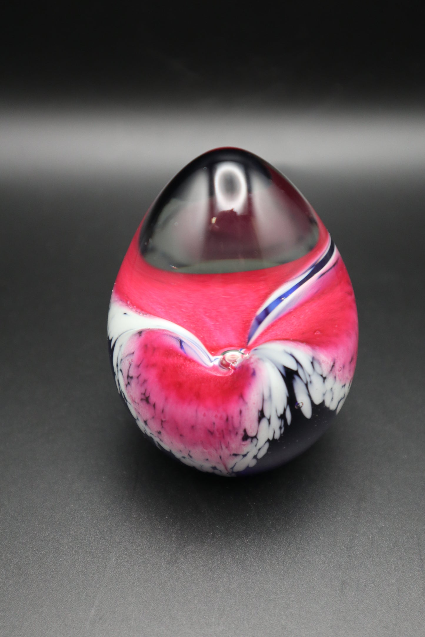 MSH ART GLASS HAND BLOWN PAPERWEIGHT