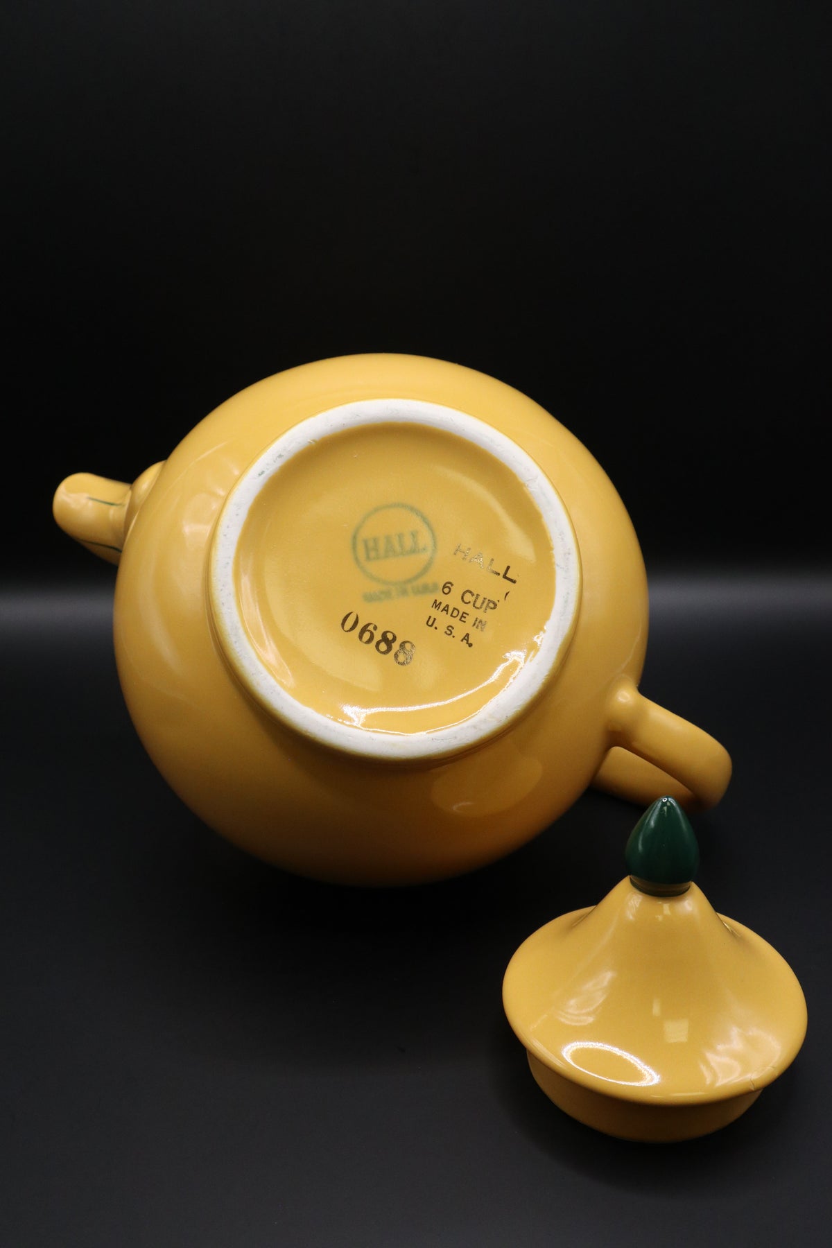 VINTAGE HALL CHINA "WINDSHIELD" TEAPOT