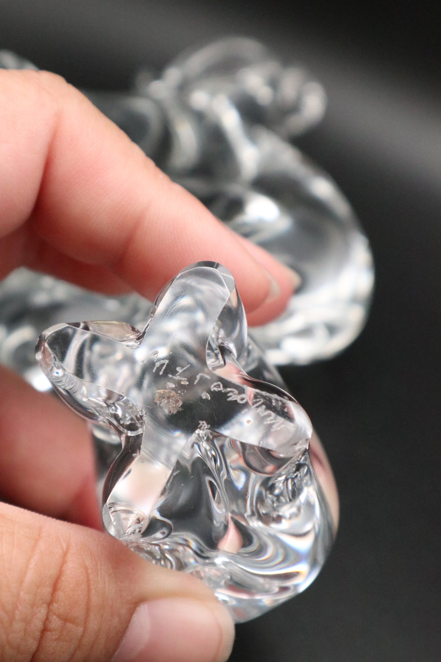 VINTAGE SET OF 2 ART GLASS ELEPHANTS