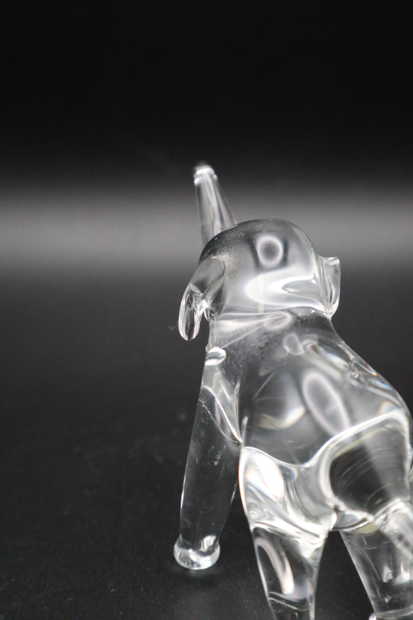 VINTAGE HAND BLOWN CRYSTAL ART GLASS ELEPHANT