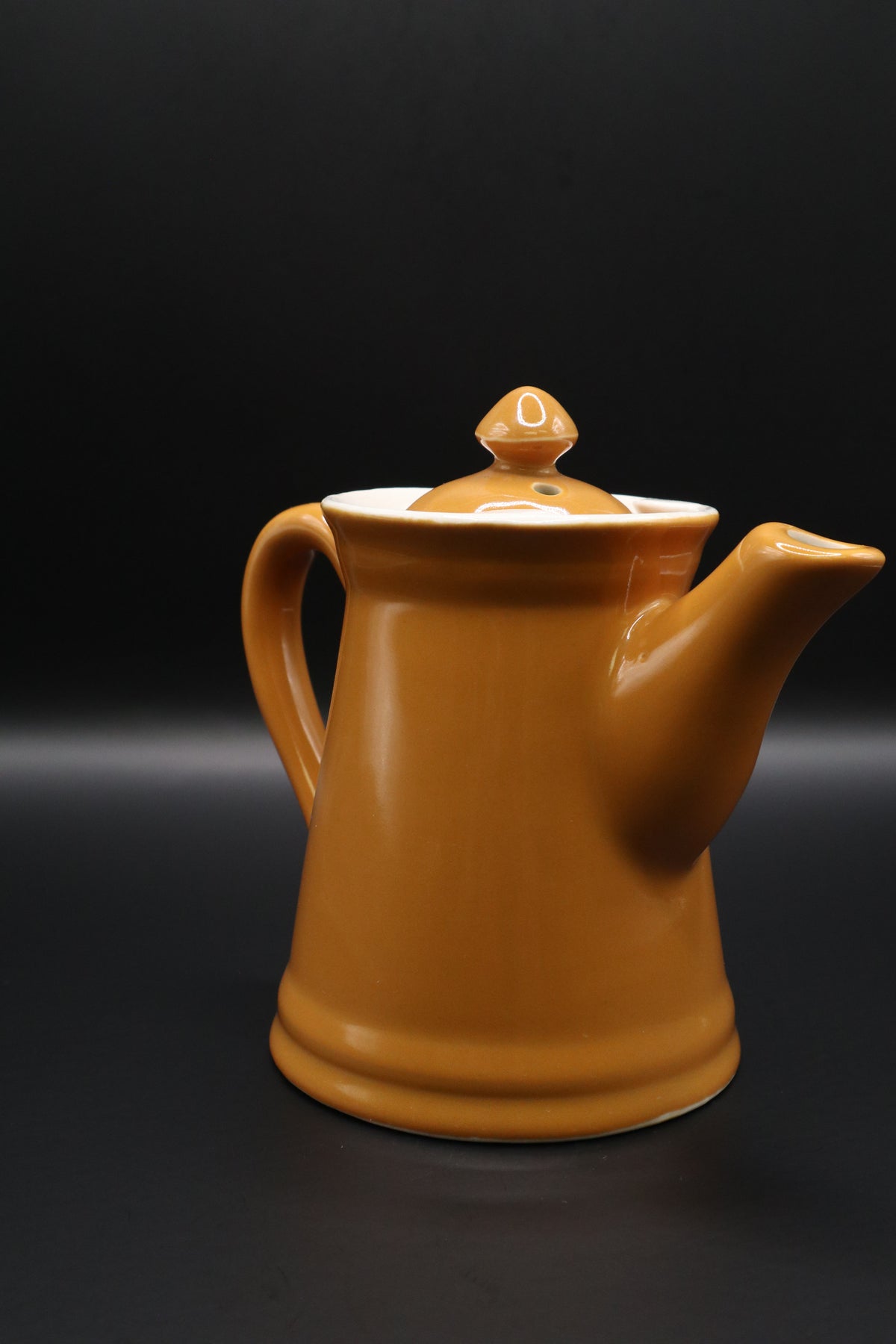 VINTAGE HALL USA INDIVIDUAL BUTTERSCOTCH TEAPOT