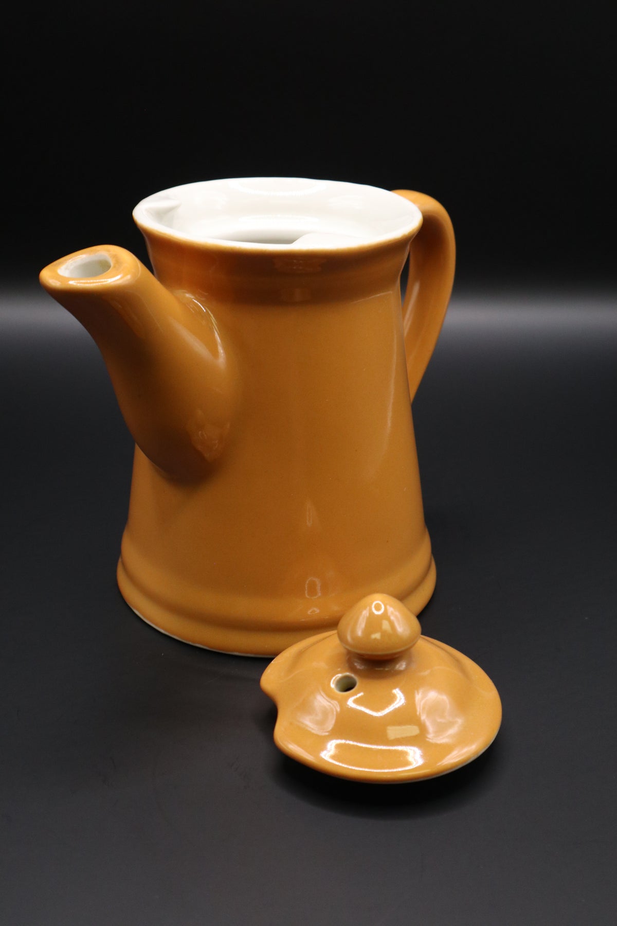 VINTAGE HALL USA INDIVIDUAL BUTTERSCOTCH TEAPOT