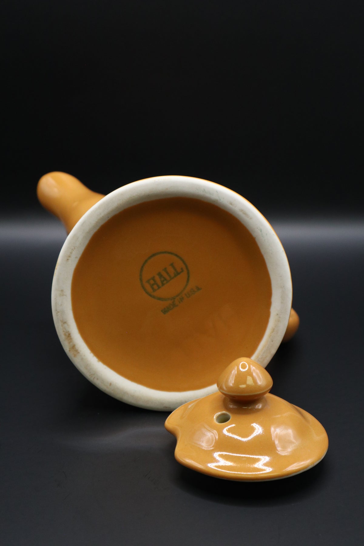 VINTAGE HALL USA INDIVIDUAL BUTTERSCOTCH TEAPOT