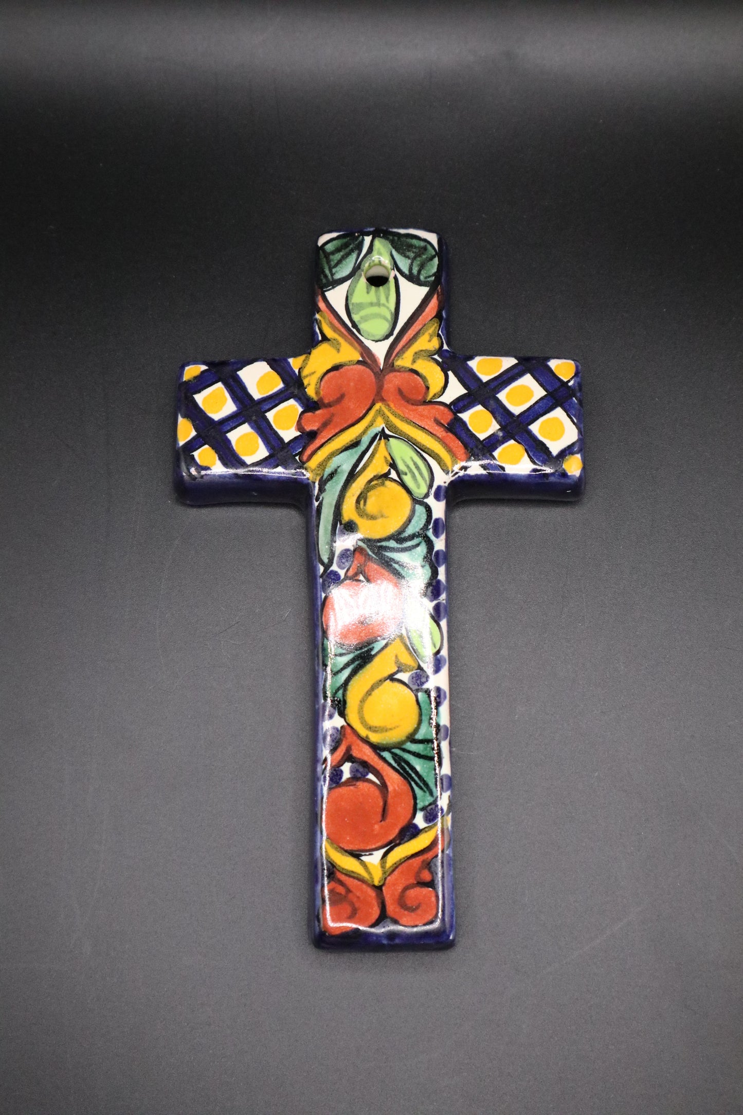 POTTERY TALAVERA WALL CROSS