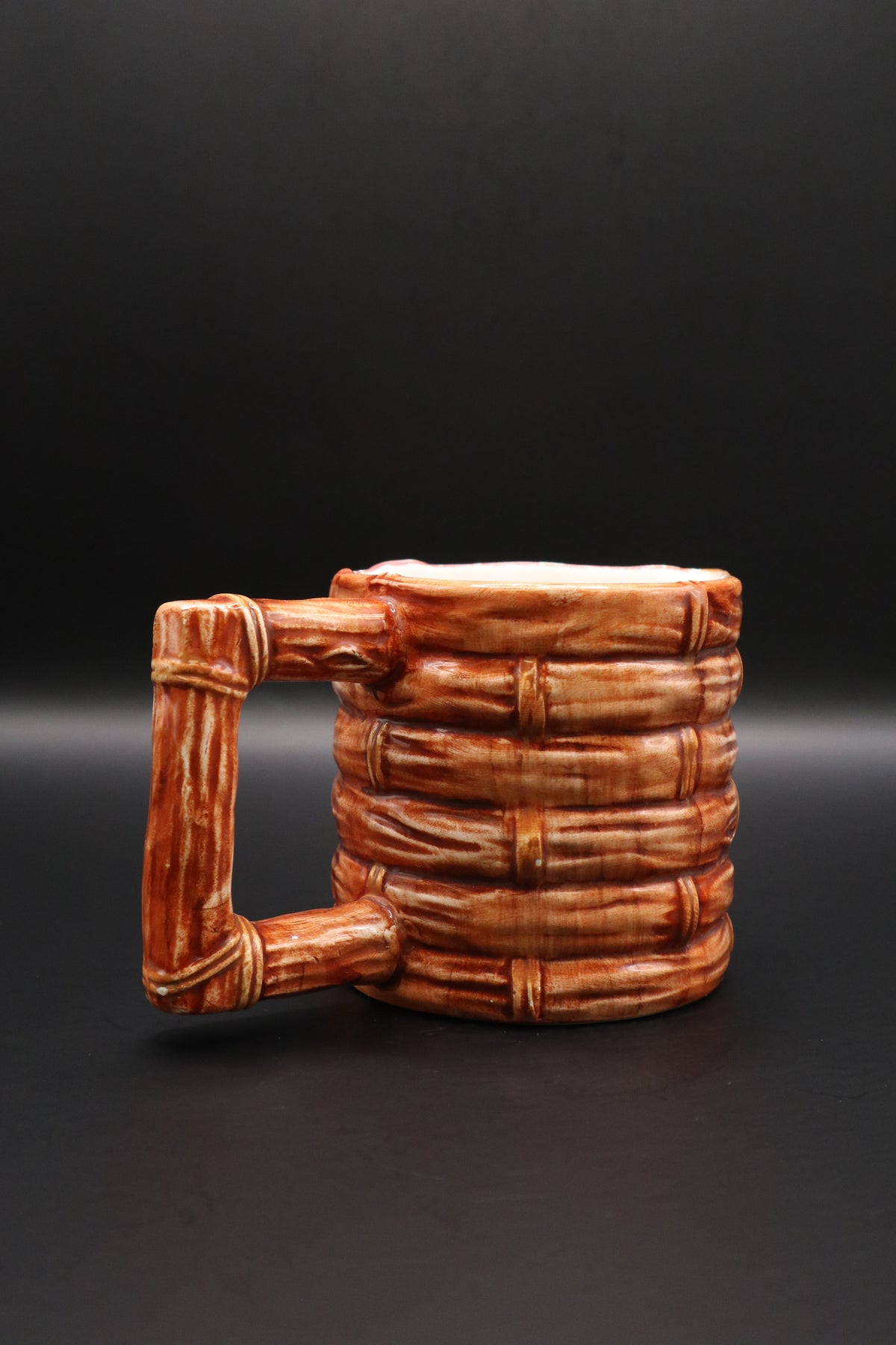 VINTAGE GLAZED CERAMIC BASKET WEAVE RED BANDANA CREAMER