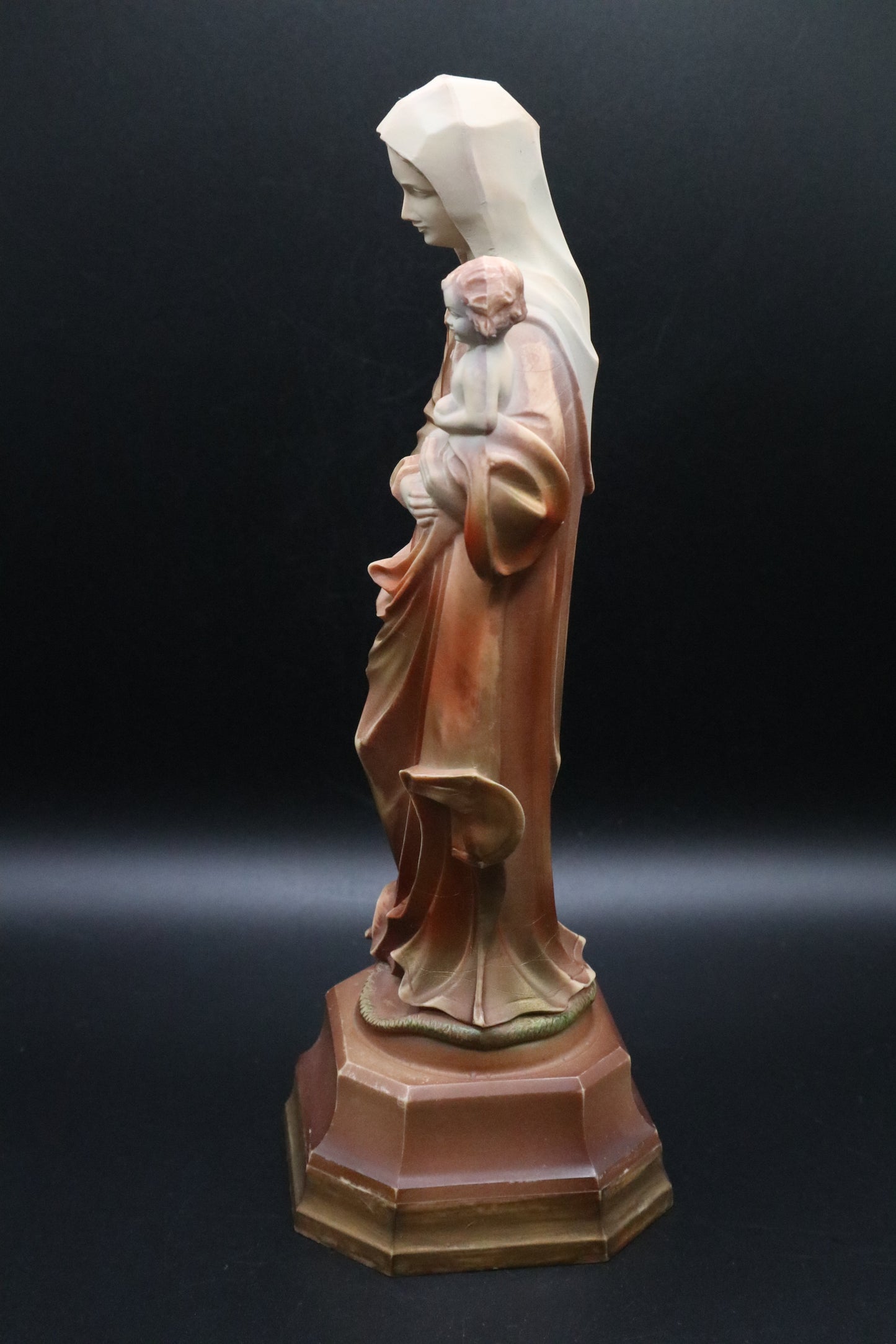 MADONNA AND CHILD RESIN