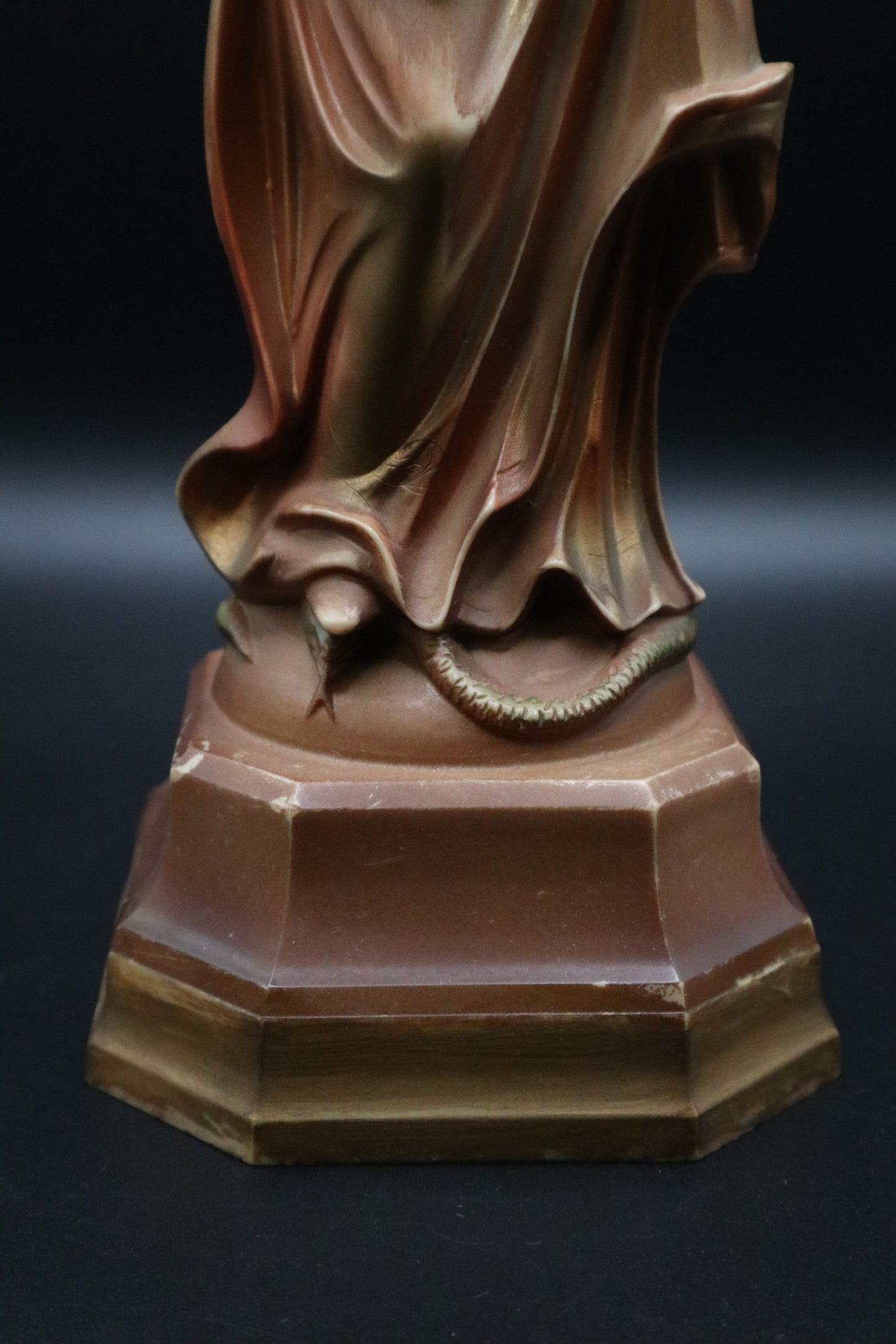MADONNA AND CHILD RESIN