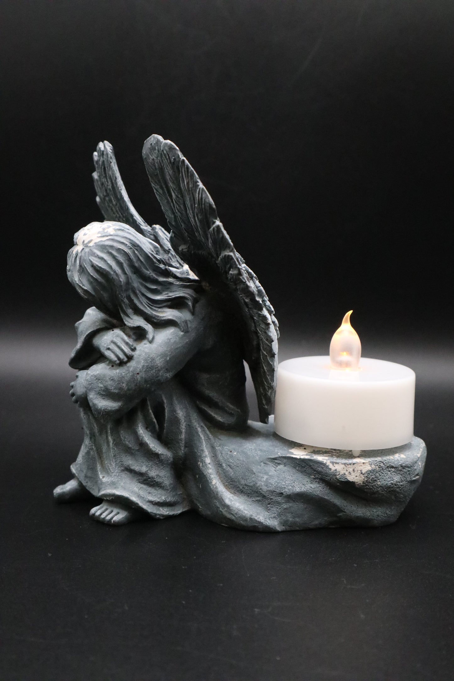 VINTAGE RESIN SITTING ANGEL TEA LIGHT HOLDER