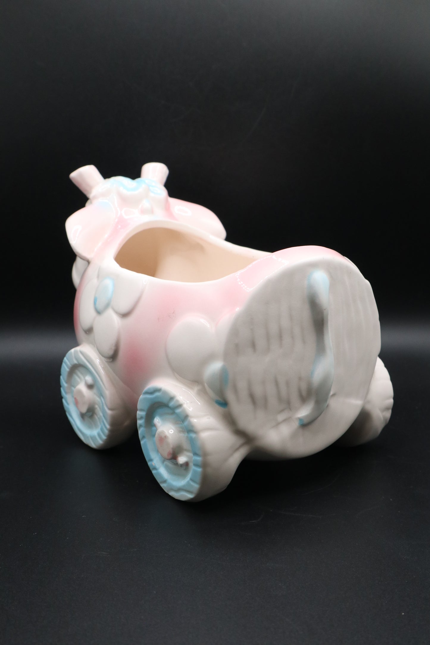 INARCO JAPAN COW PLANTER