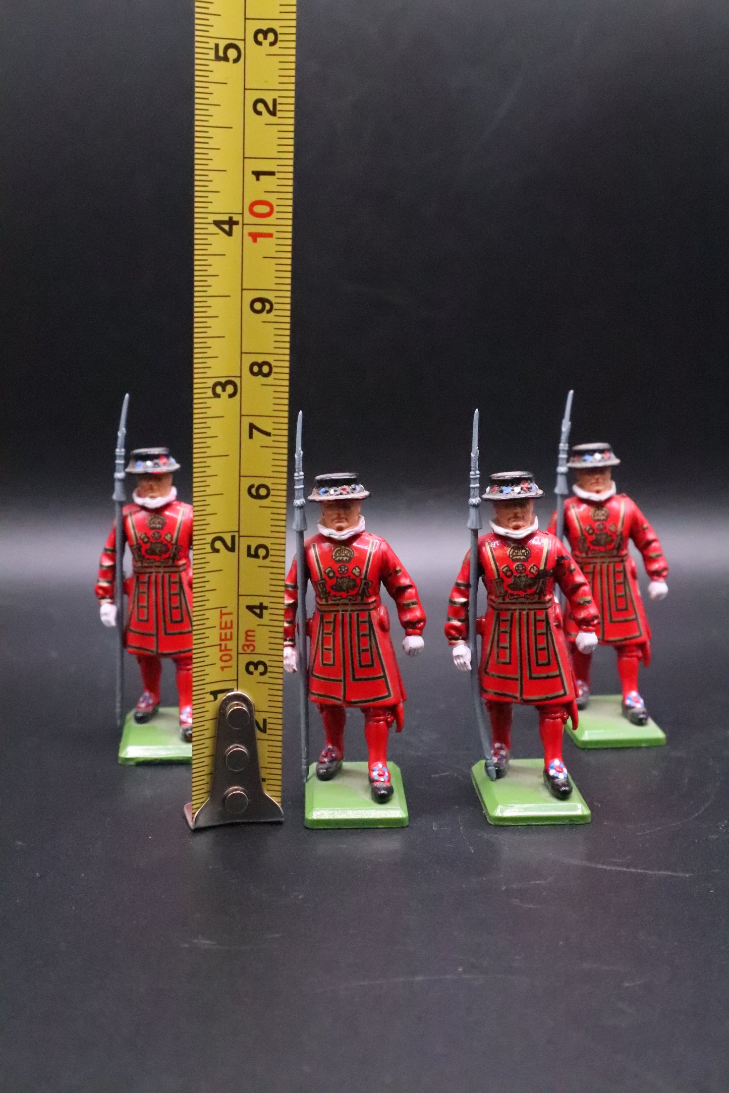 VINTAGE W. BRITAINS LTD ENGLAND CEREMONIAL SOLDIERS
