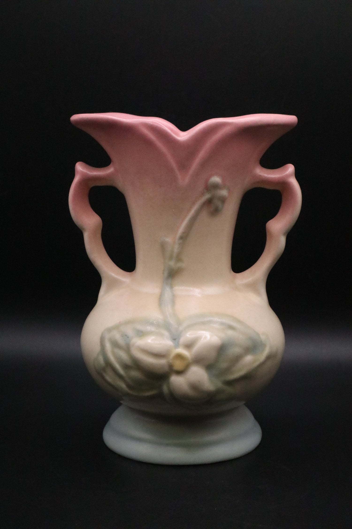 HALL/USA POTTERY COLLECTION