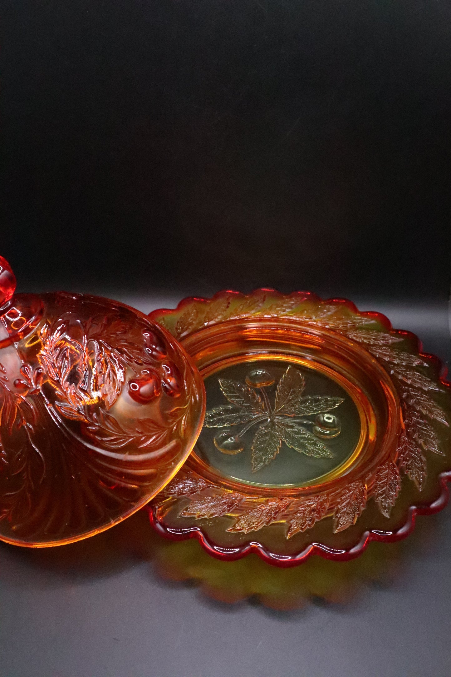 VINTAGE L.G. WRIGHT TREE CHERRY AMBERINA COVERED BUTTER DISH