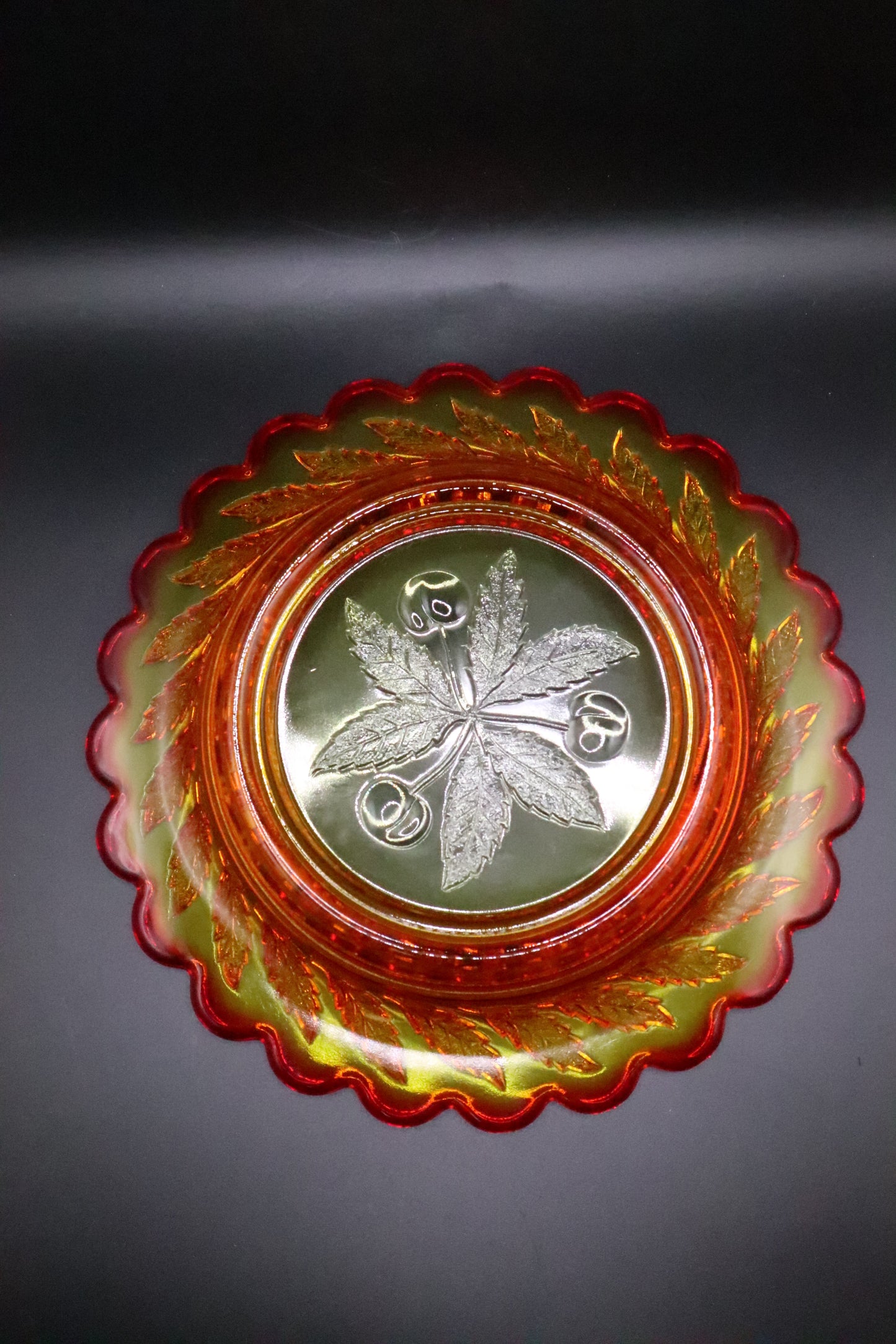 VINTAGE L.G. WRIGHT TREE CHERRY AMBERINA COVERED BUTTER DISH