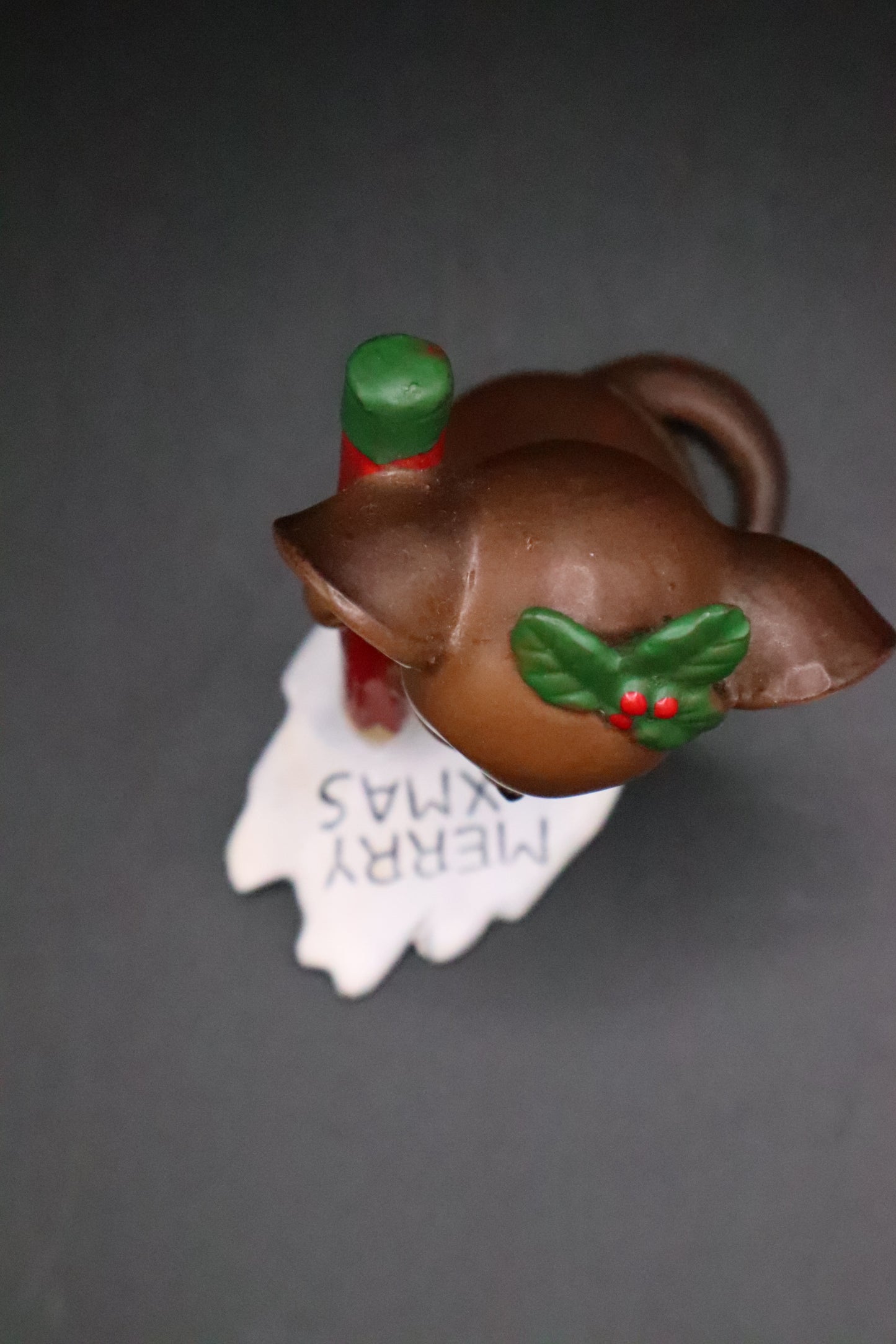 VINTAGE JOSEF ORIGINAL CHRISTMAS MOUSE FIGURINE HOLDING PENCIL