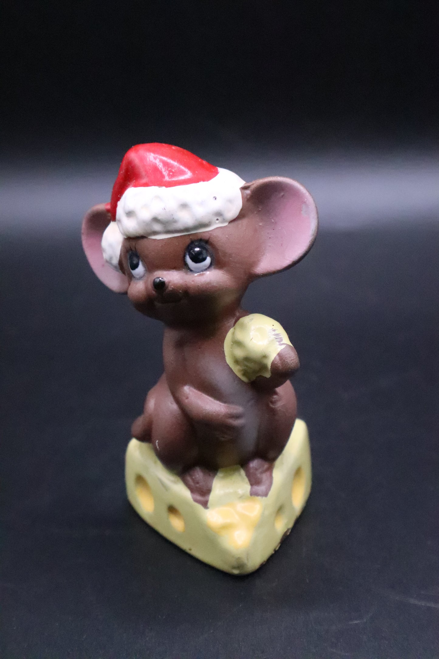 VINTAGE JOSEF ORIGINAL MOUSE WITH CHEESE